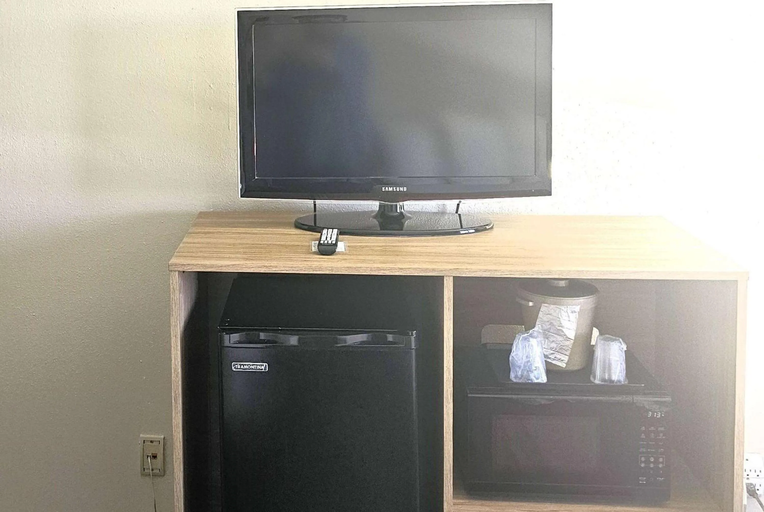 Photo of the whole room in Days Inn by Wyndham North Sioux City