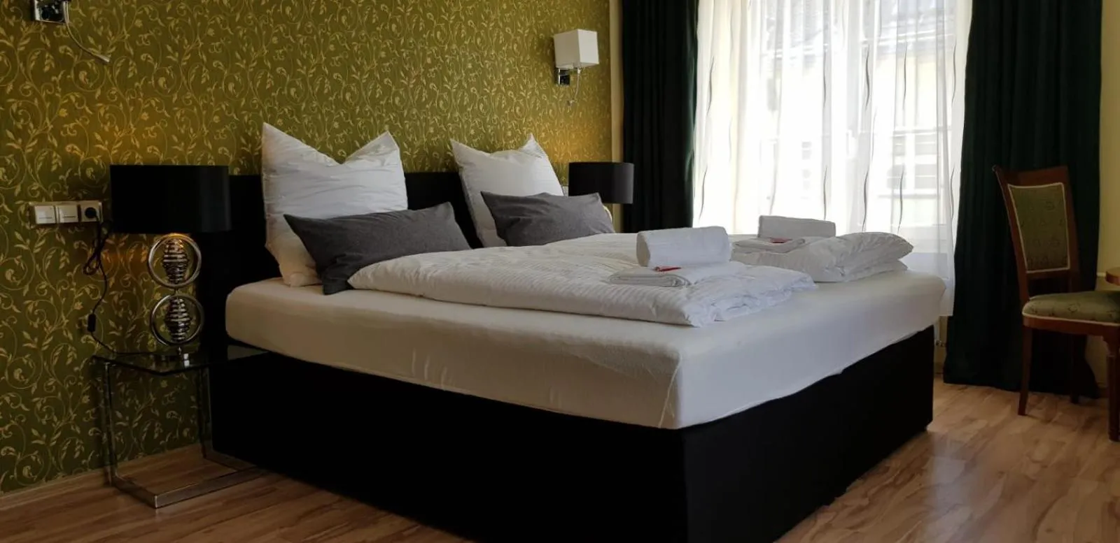 Bed in Hotel-Villa Lalee