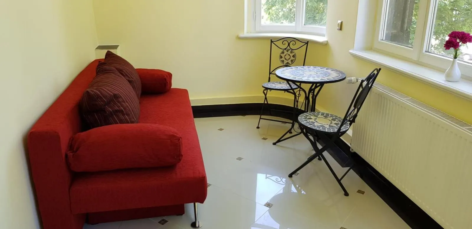 Bed in Hotel-Villa Lalee