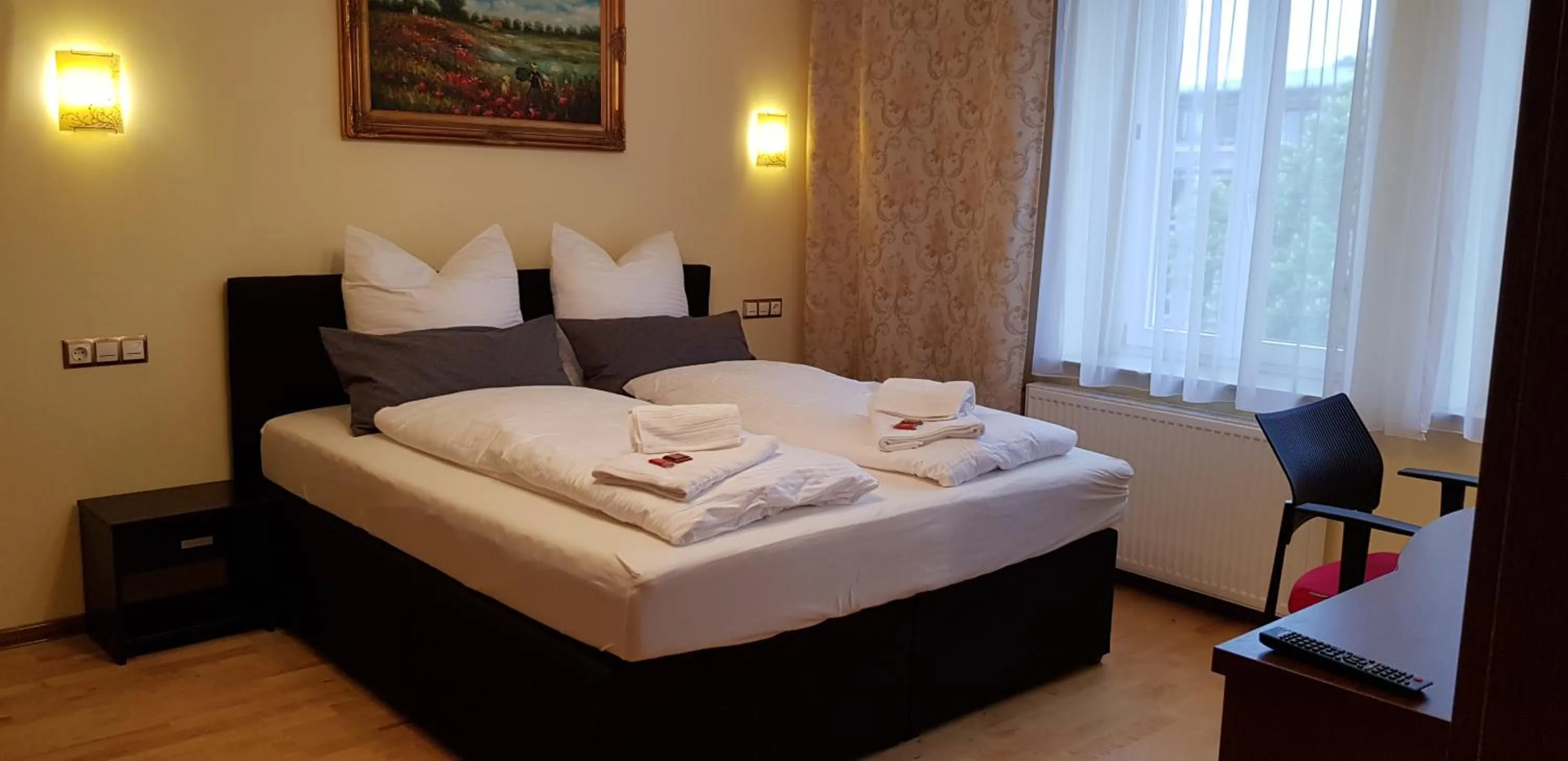 Bed in Hotel-Villa Lalee
