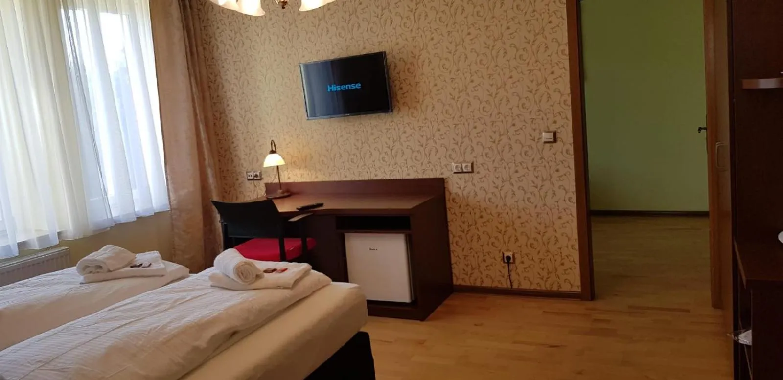 Photo of the whole room, Bed in Hotel-Villa Lalee