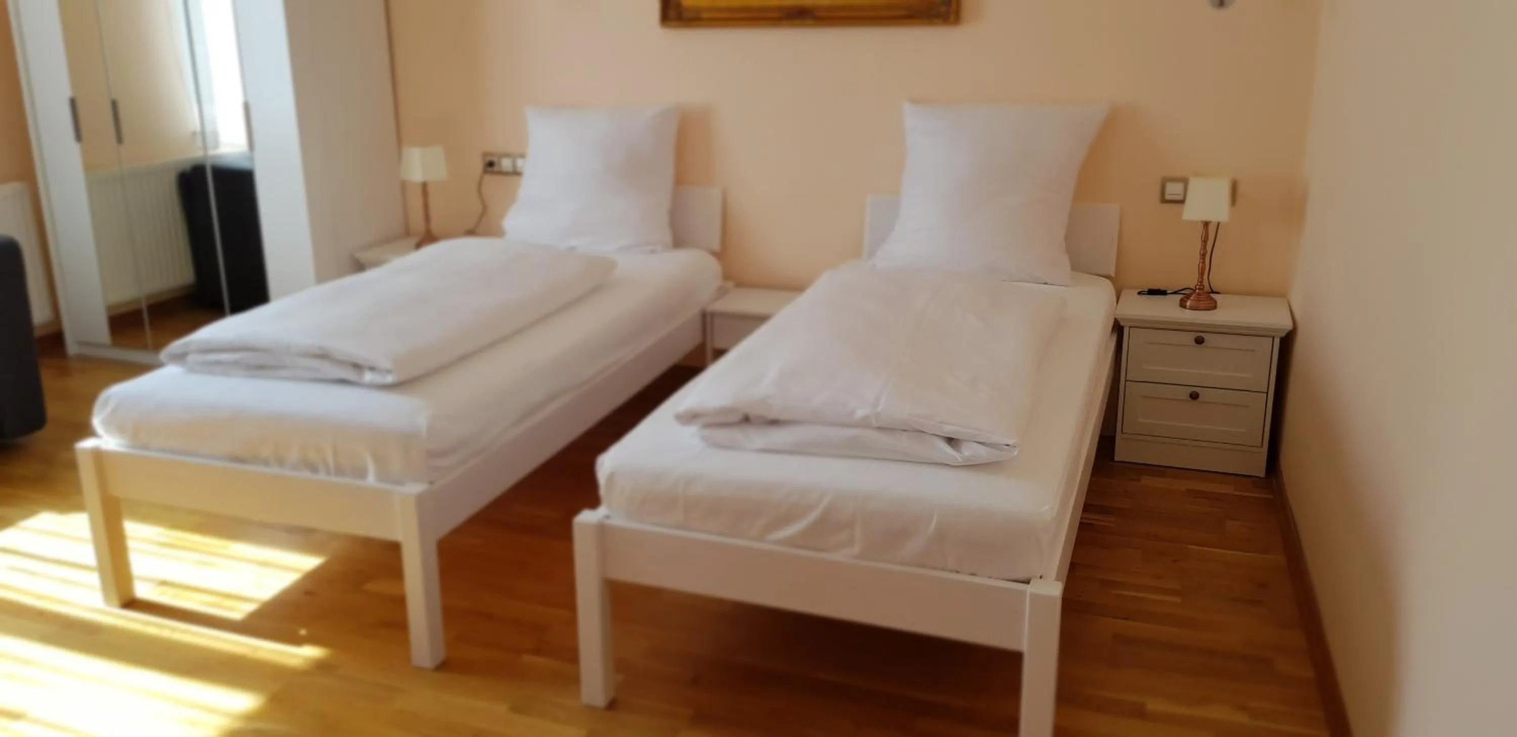 Bed in Hotel-Villa Lalee