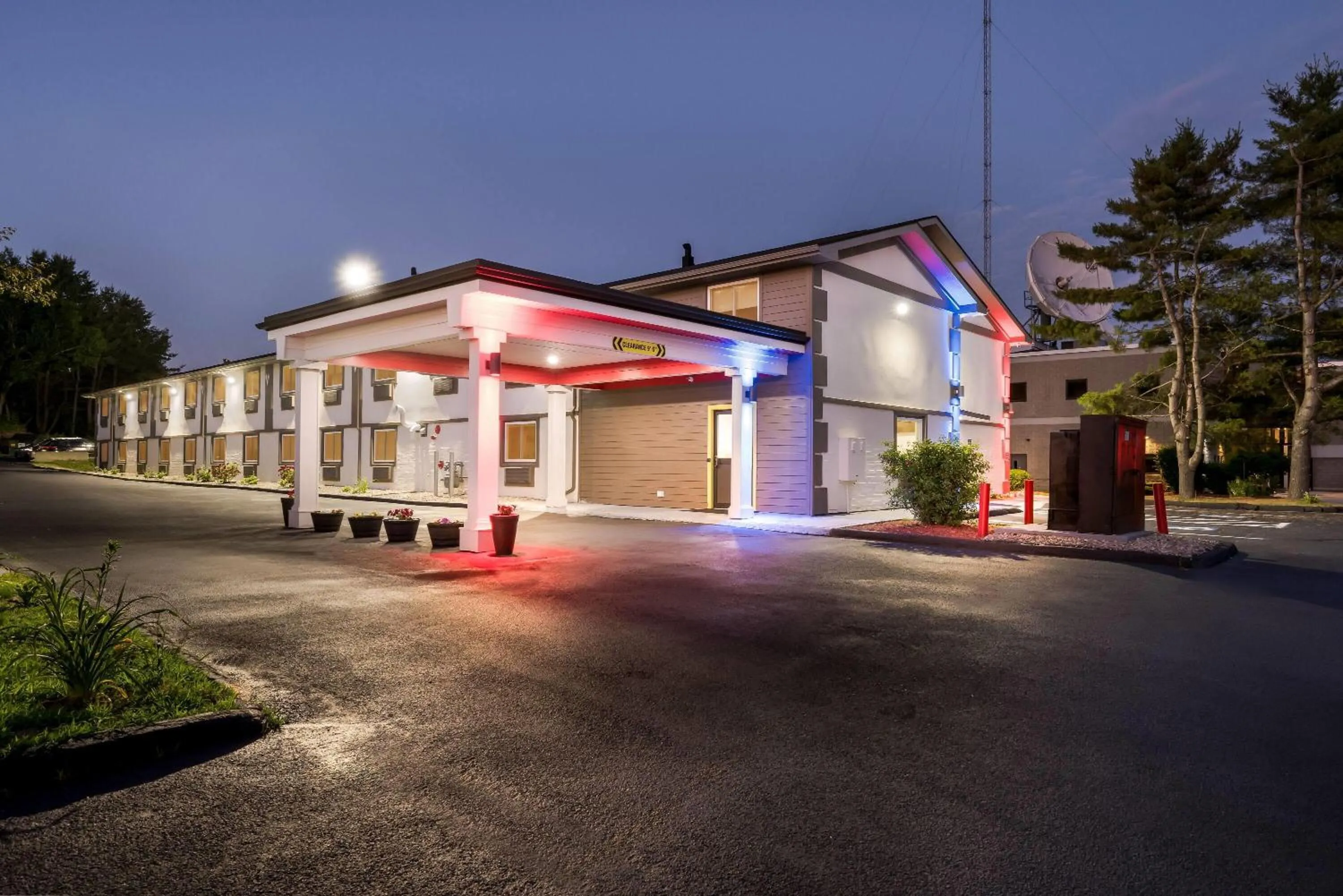 Property building in Super 8 by Wyndham Lewiston Auburn Area