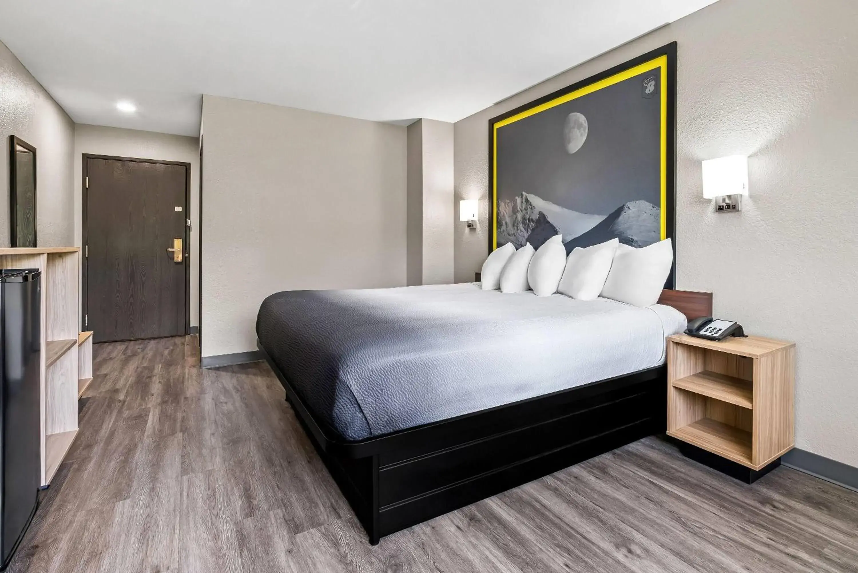 Bed in Super 8 by Wyndham Lewiston Auburn Area Bed in Super 8 by Wyndham Lewiston Auburn Area