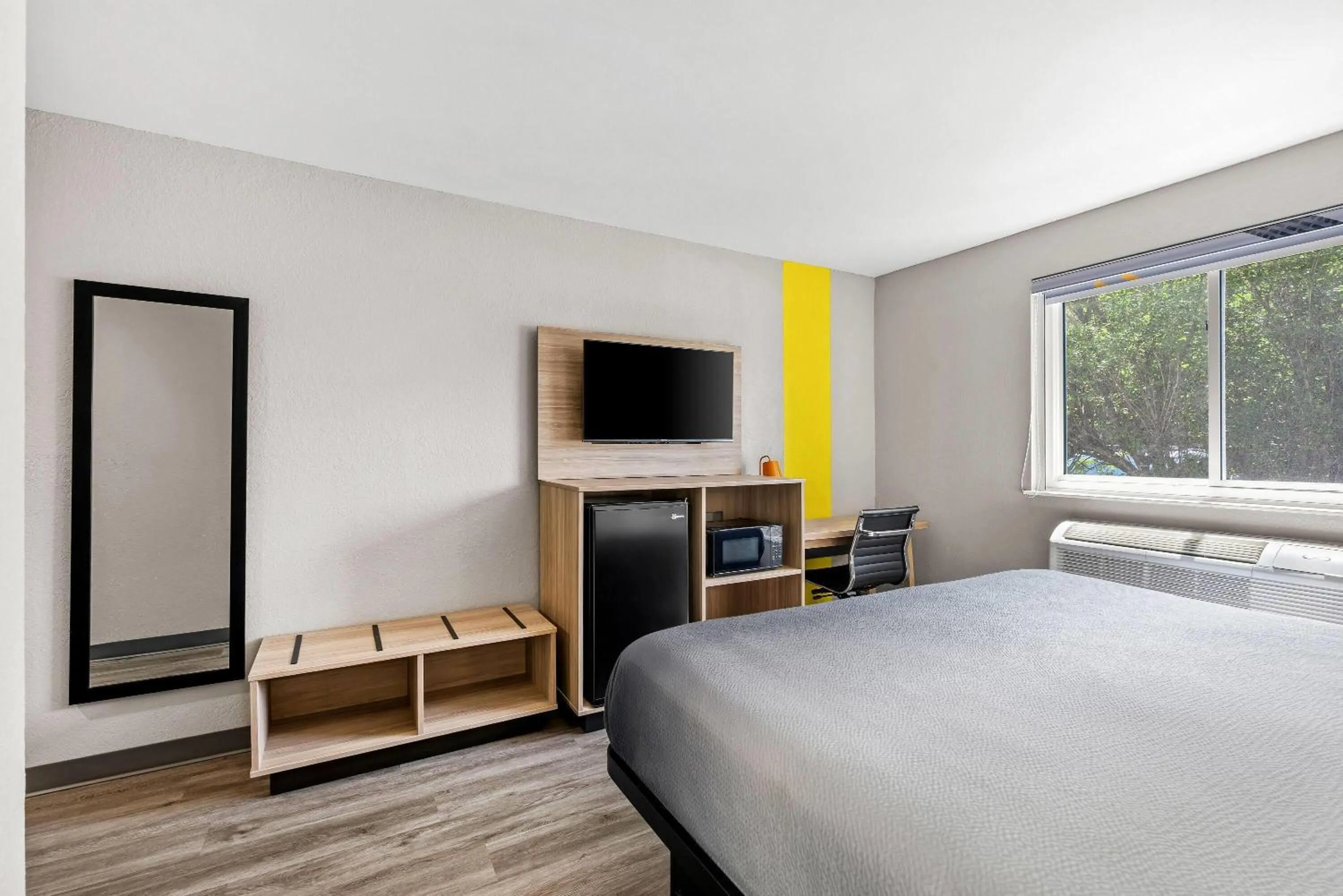 Bed in Super 8 by Wyndham Lewiston Auburn Area