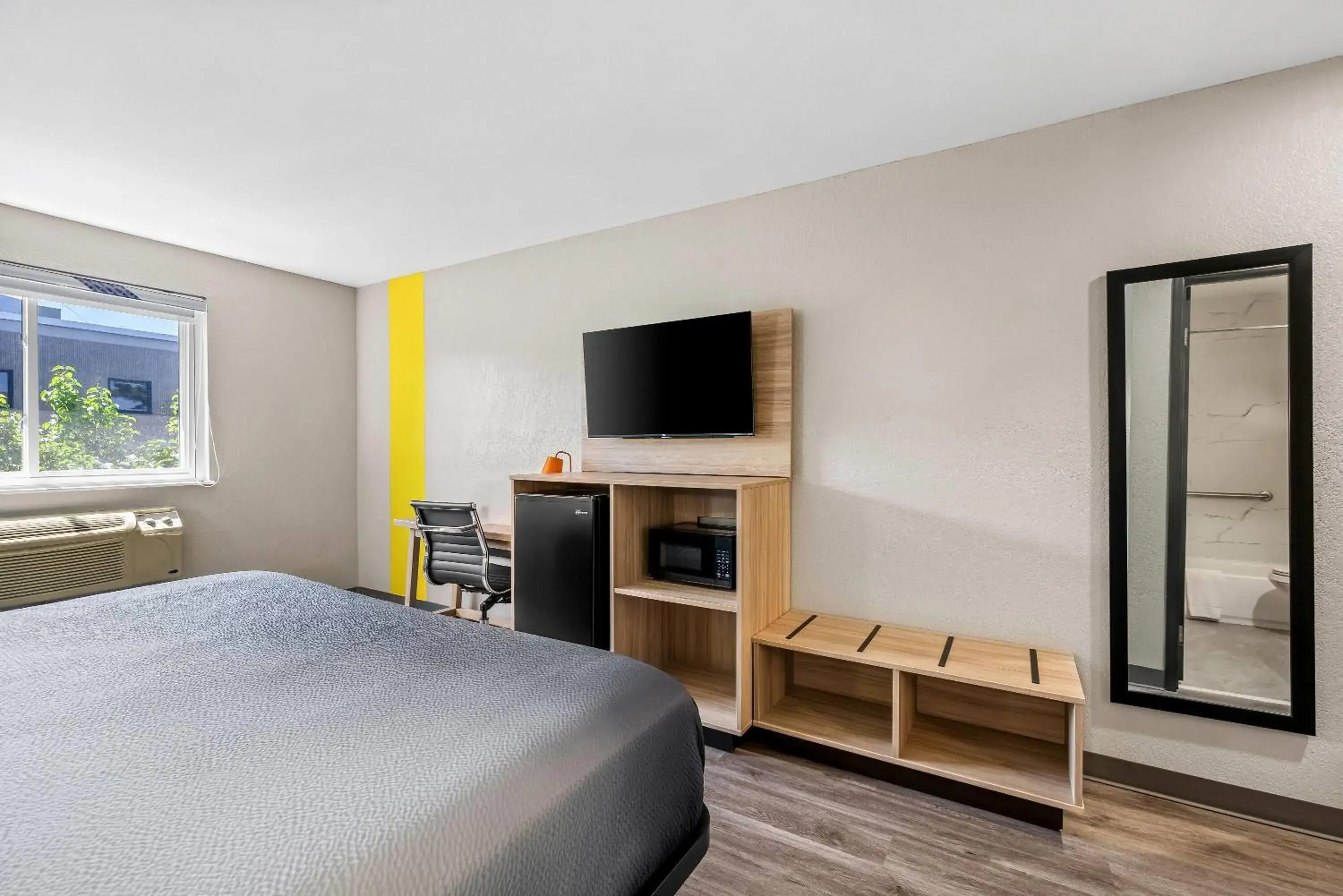 Bed in Super 8 by Wyndham Lewiston Auburn Area Bed in Super 8 by Wyndham Lewiston Auburn Area