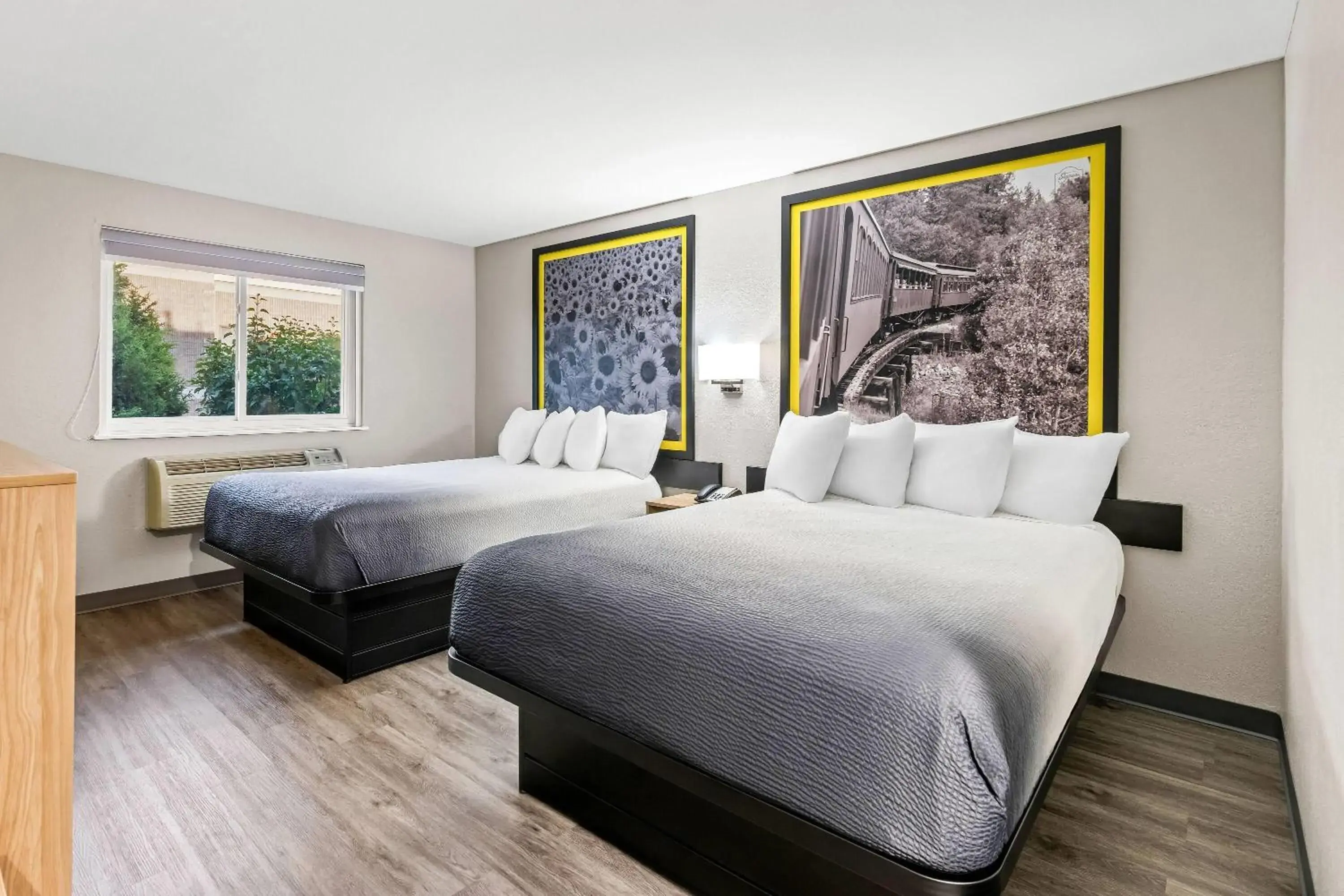 Bed in Super 8 by Wyndham Lewiston Auburn Area Bed in Super 8 by Wyndham Lewiston Auburn Area