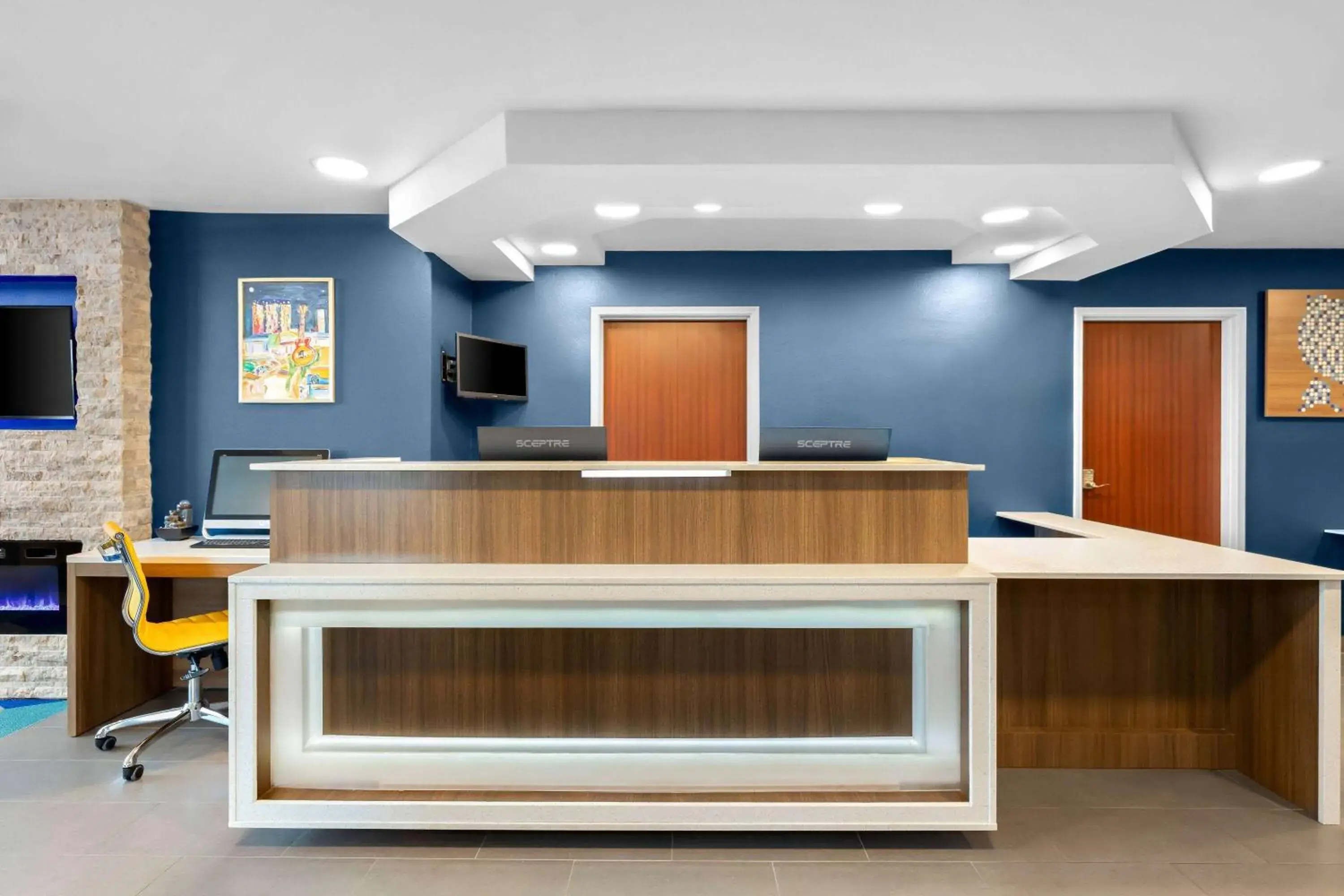 Lobby or reception in Microtel Inn & Suites by Wyndham Tulsa - Catoosa Route 66 Lobby or reception in Microtel Inn & Suites by Wyndham Tulsa - Catoosa Route 66