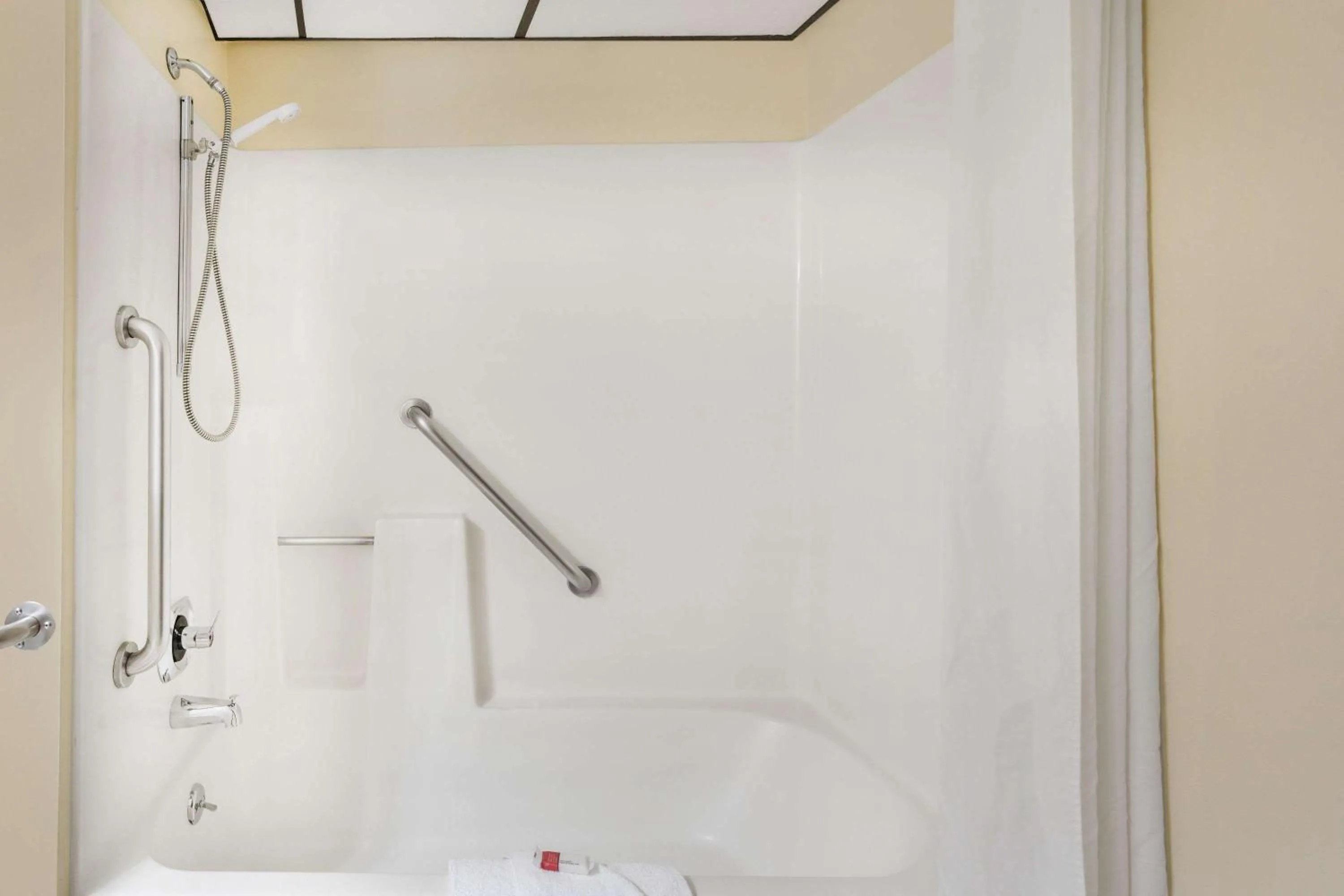 Bathroom in Travelodge by Wyndham Loveland/Fort Collins Area