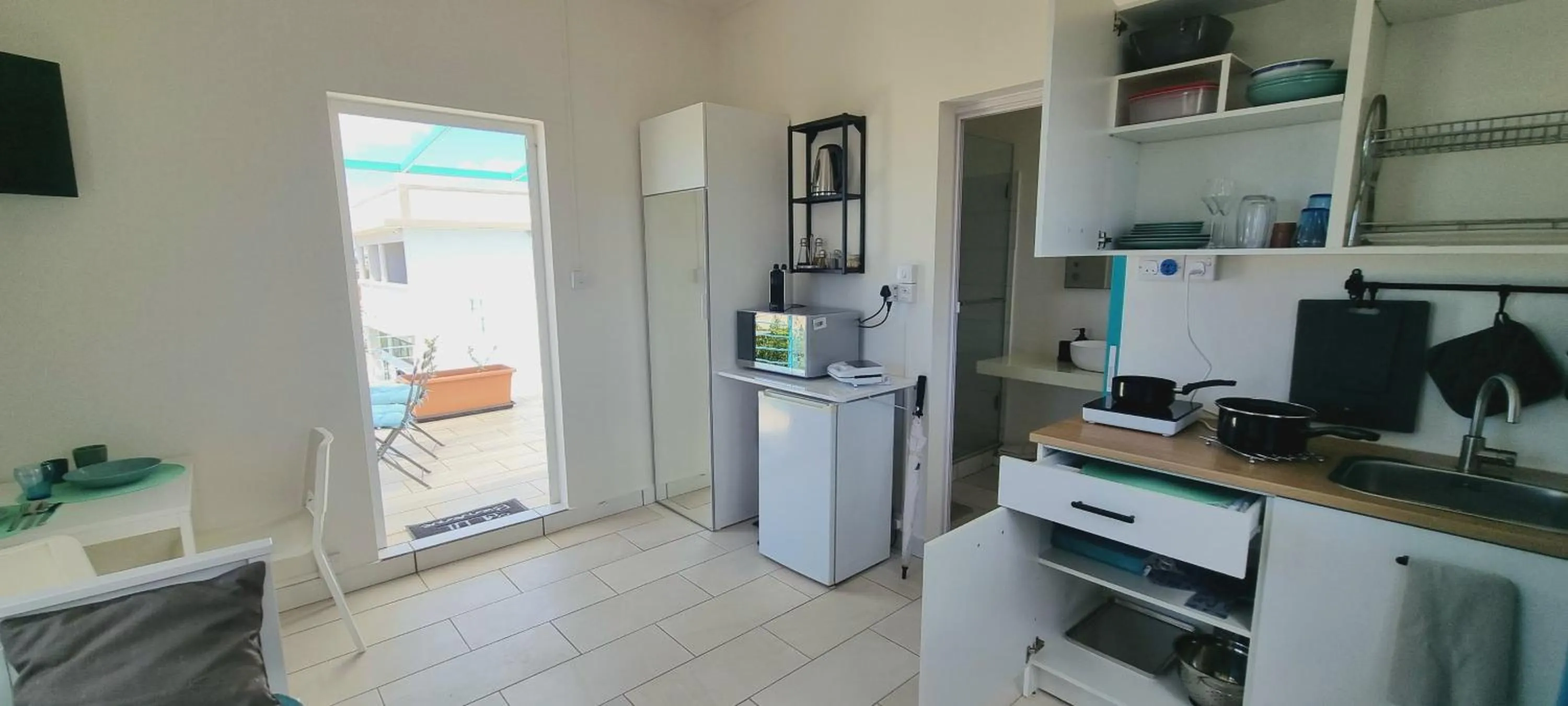 Kitchen or kitchenette in Abiki Mauritius with Tourism Authority Permit