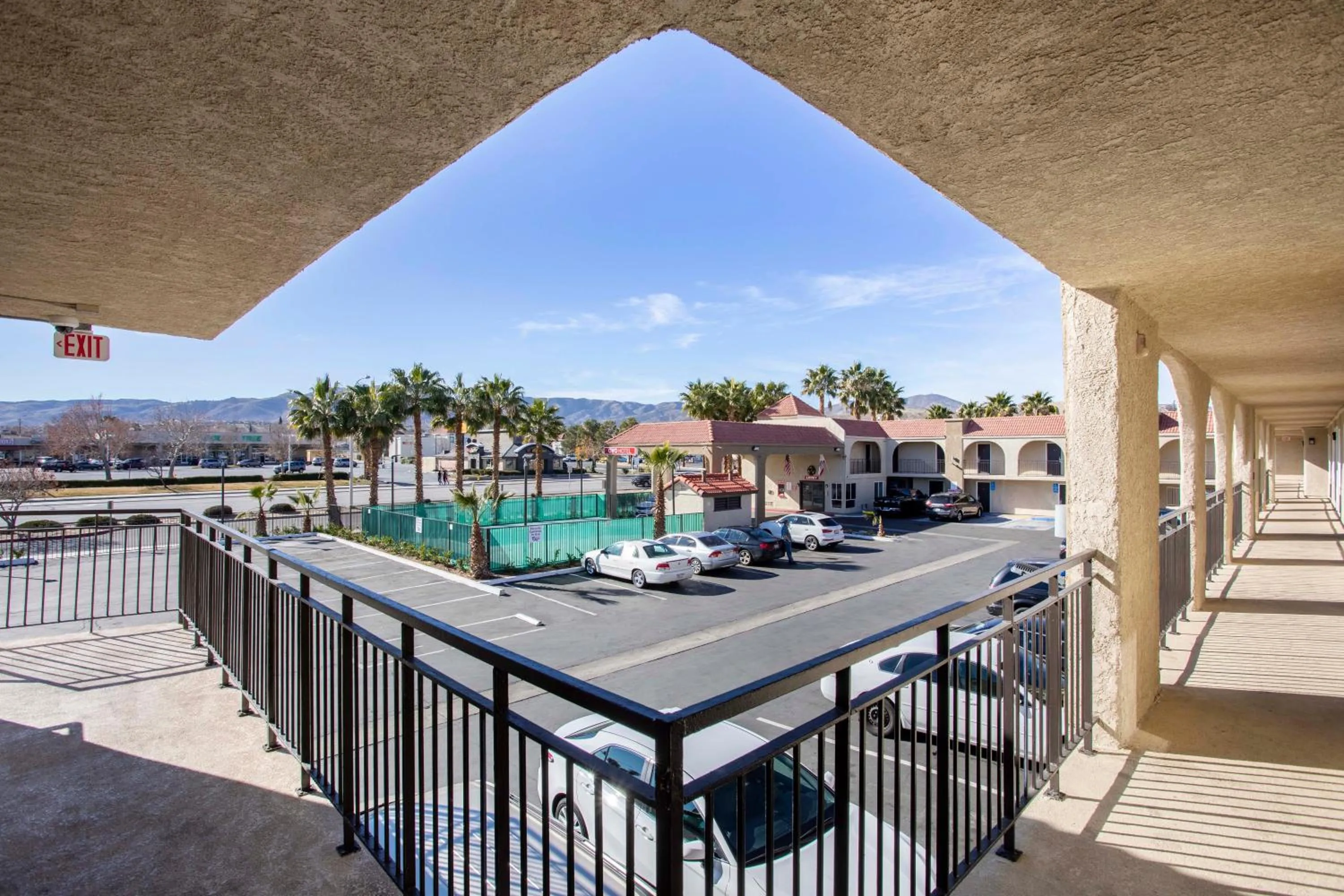 Balcony/Terrace in Hotel Palmdale - Antelope Valley -Listing Partner