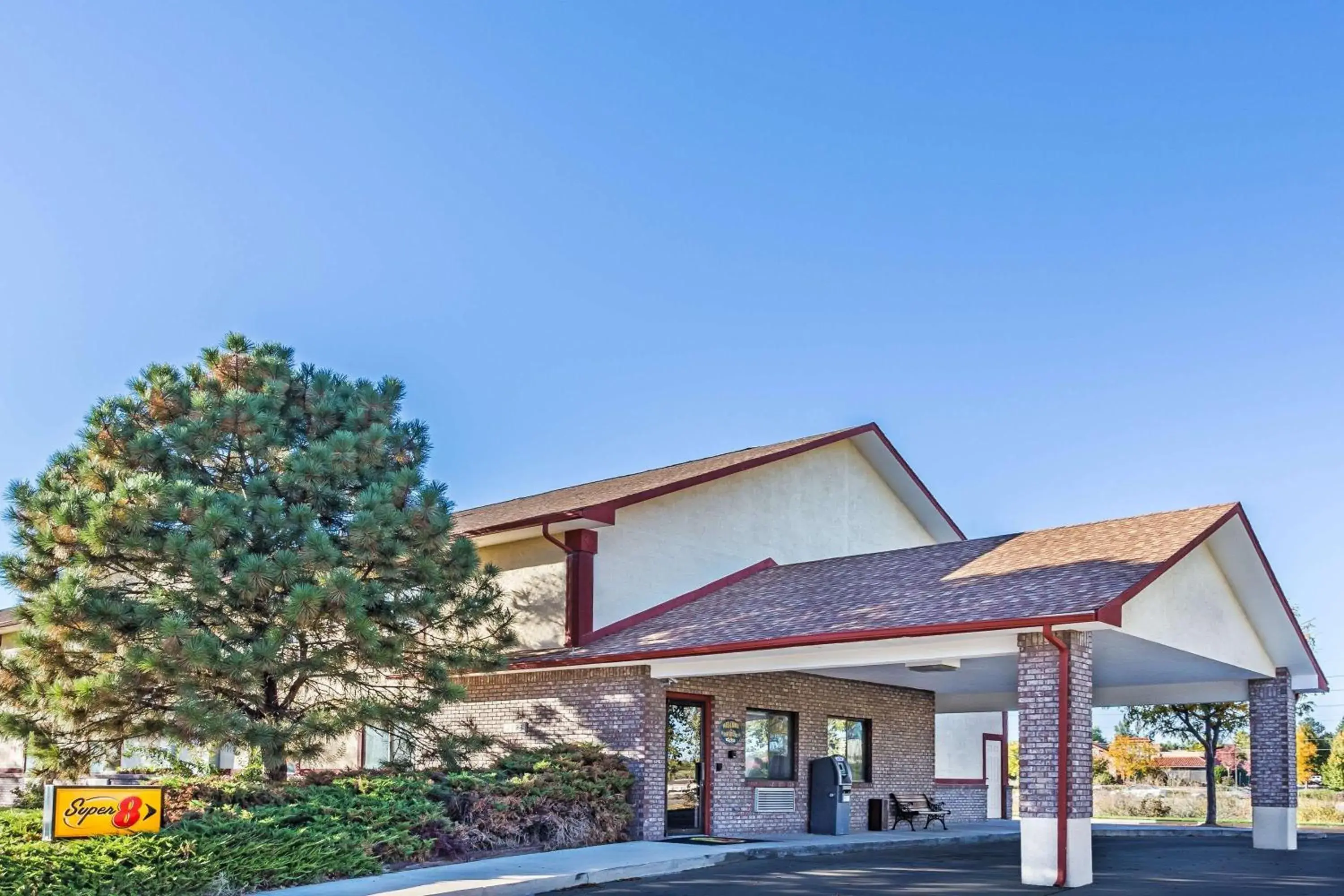 Property building in Super 8 by Wyndham Greeley Property building in Super 8 by Wyndham Greeley