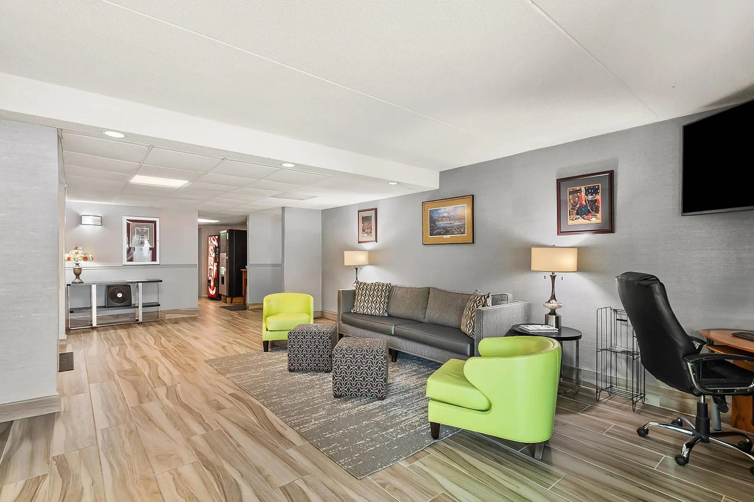 Lobby or reception in Quality Inn Harpers Ferry - Charles Town