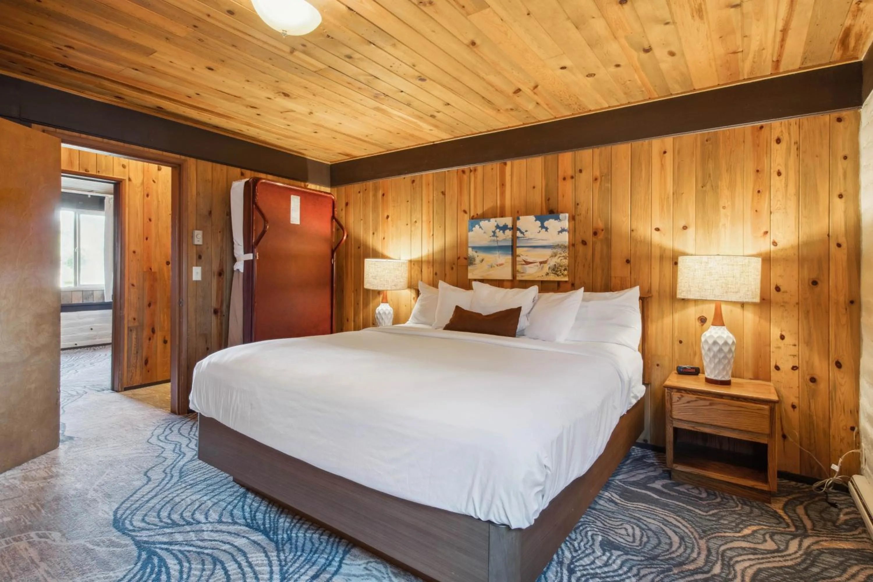 Two-Bedroom Suite with Kitchen and Hillside View - Pet Friendly in Adobe Resort