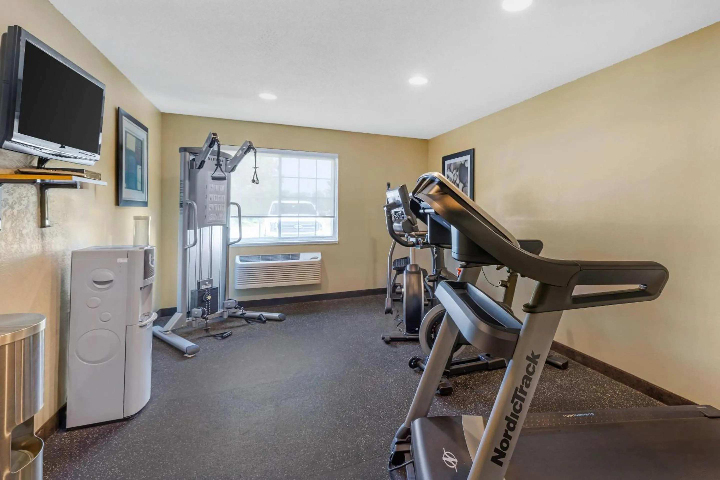 Fitness centre/facilities in Quality Inn Chesterton near Indiana Dunes National Park I-94