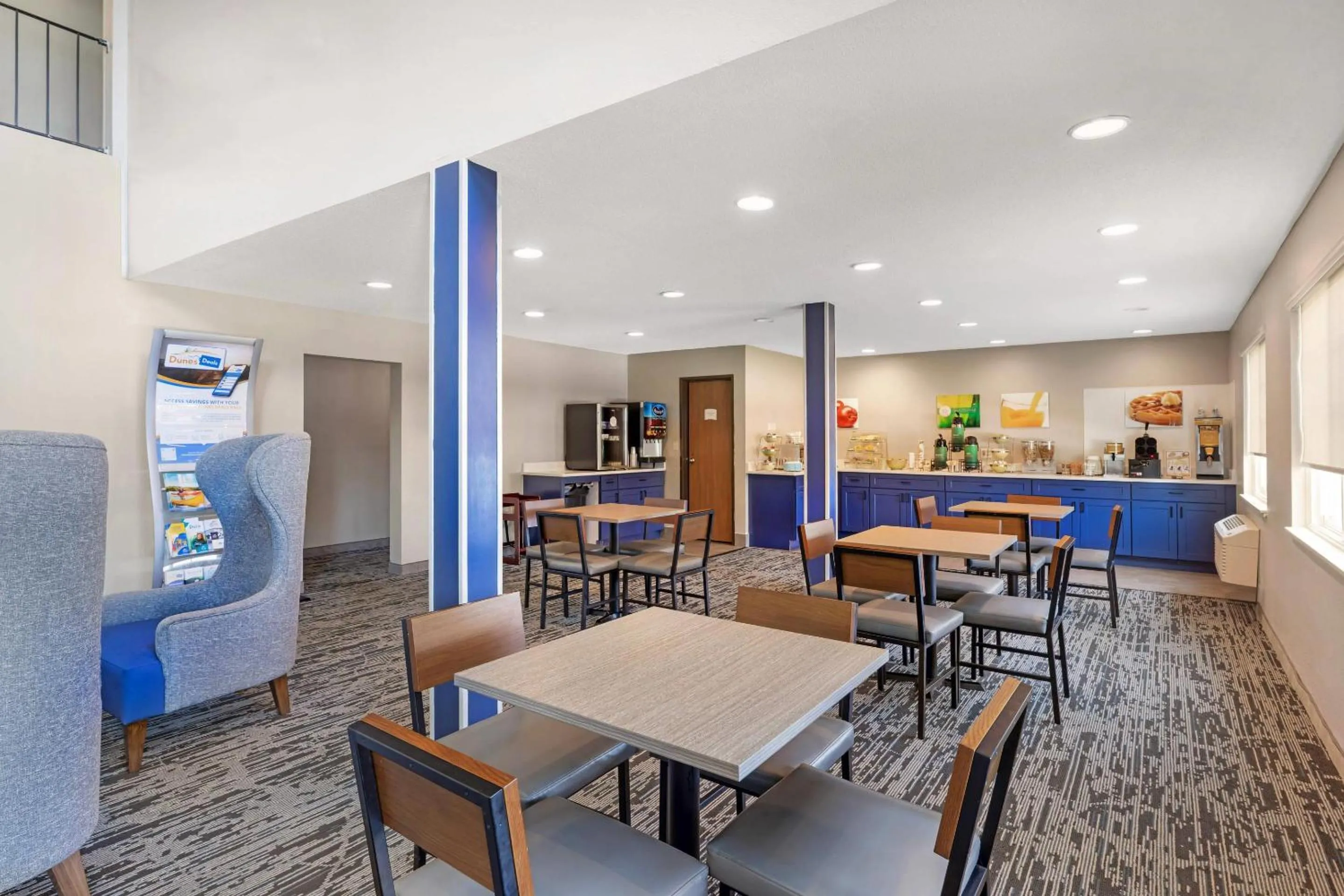 Breakfast in Quality Inn Chesterton near Indiana Dunes National Park I-94