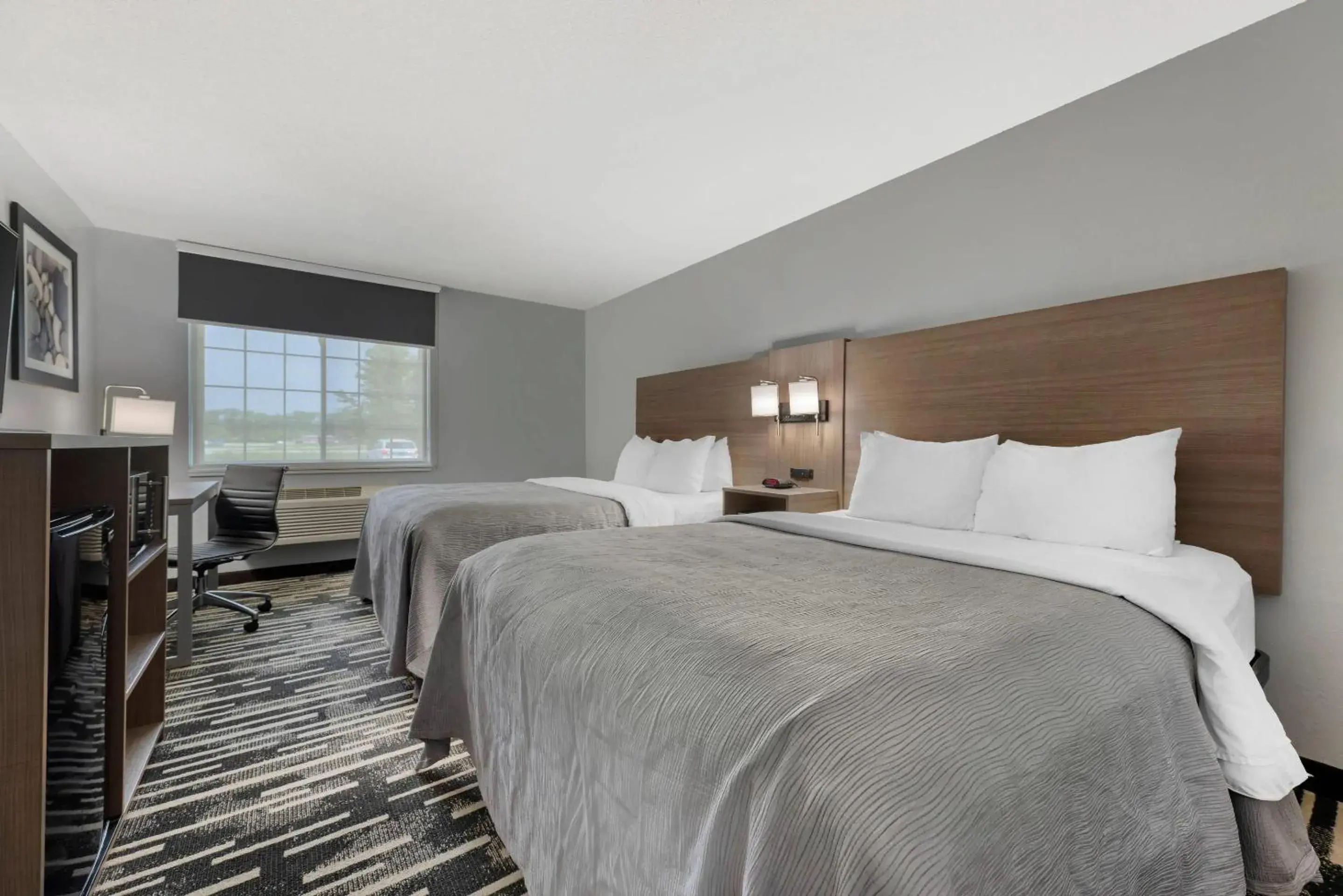 Queen Room with Two Queen Beds - Non-Smoking in Quality Inn Chesterton near Indiana Dunes National Park I-94 Queen Room with Two Queen Beds - Non-Smoking in Quality Inn Chesterton near Indiana Dunes National Park I-94