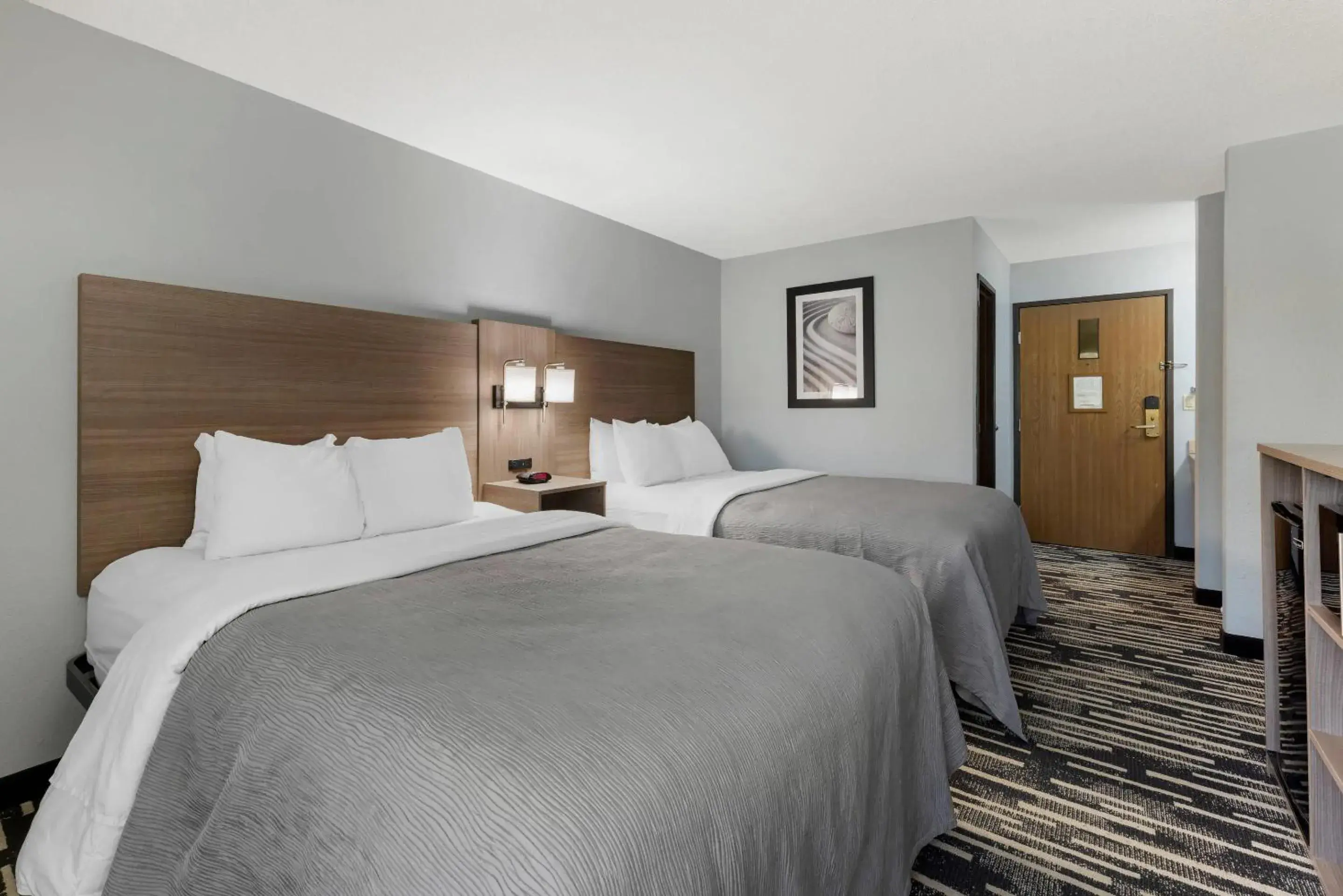 Bedroom, Bed in Quality Inn Chesterton near Indiana Dunes National Park I-94 Bedroom, Bed in Quality Inn Chesterton near Indiana Dunes National Park I-94