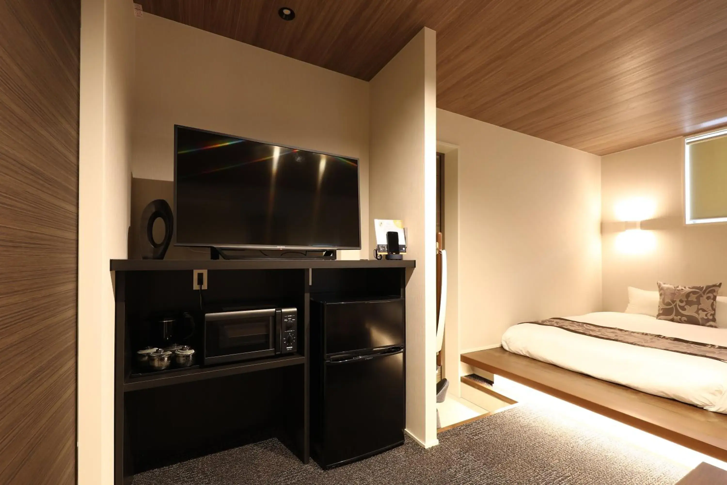 Photo of the whole room, Bed in GRAND BASE Hakata City Photo of the whole room, Bed in GRAND BASE Hakata City