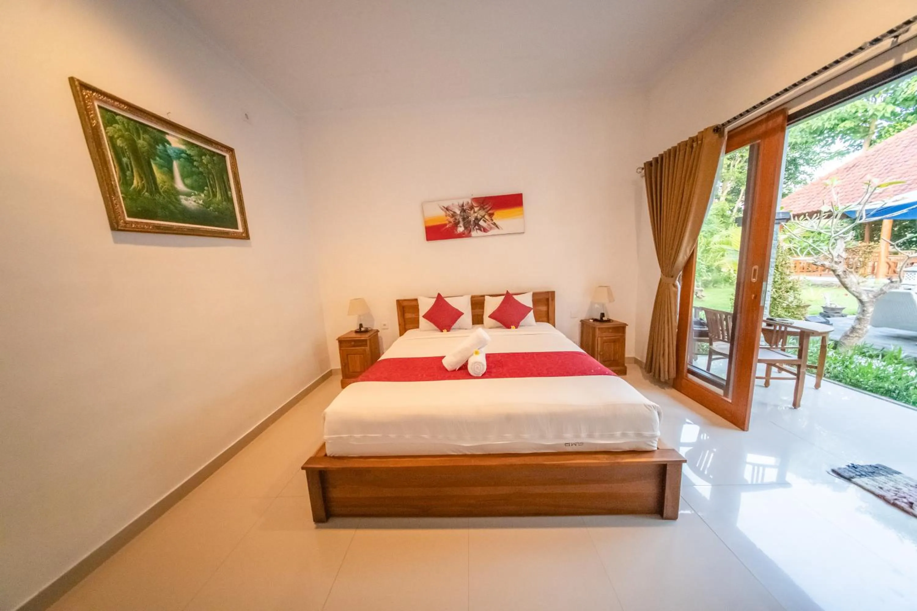 Bed in Surya Maha Bungallo