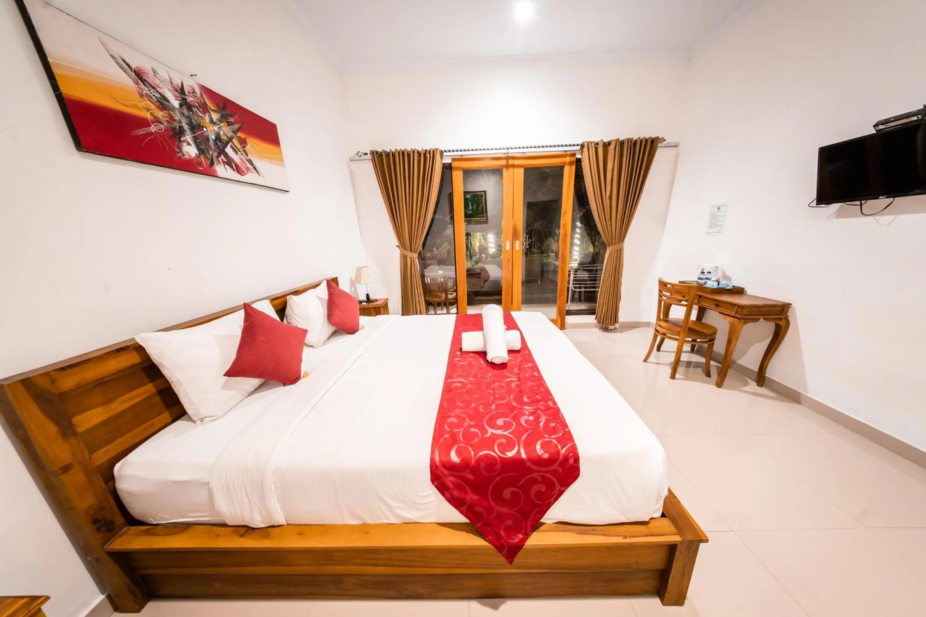 Bed in Surya Maha Bungallo