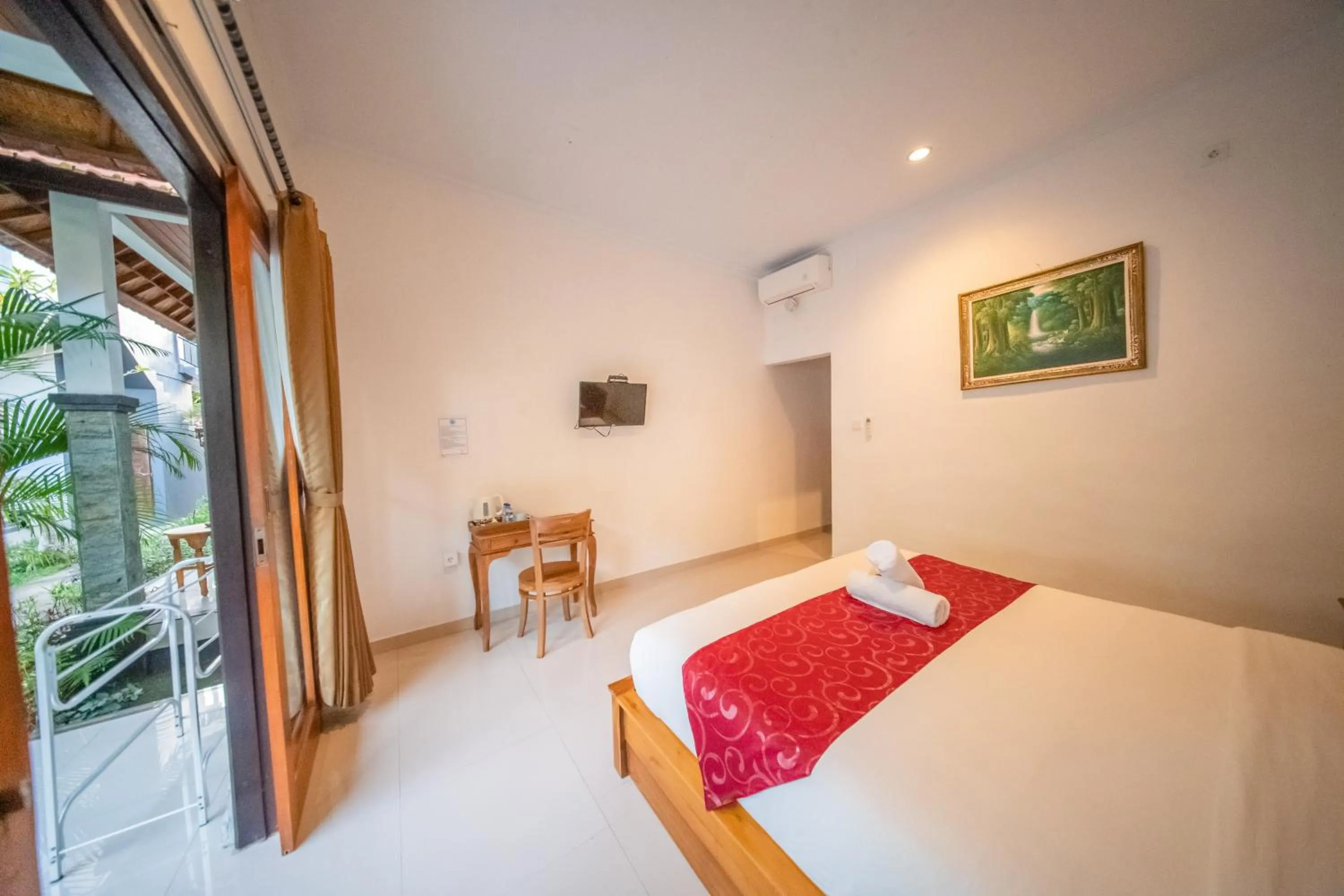 Bed in Surya Maha Bungallo