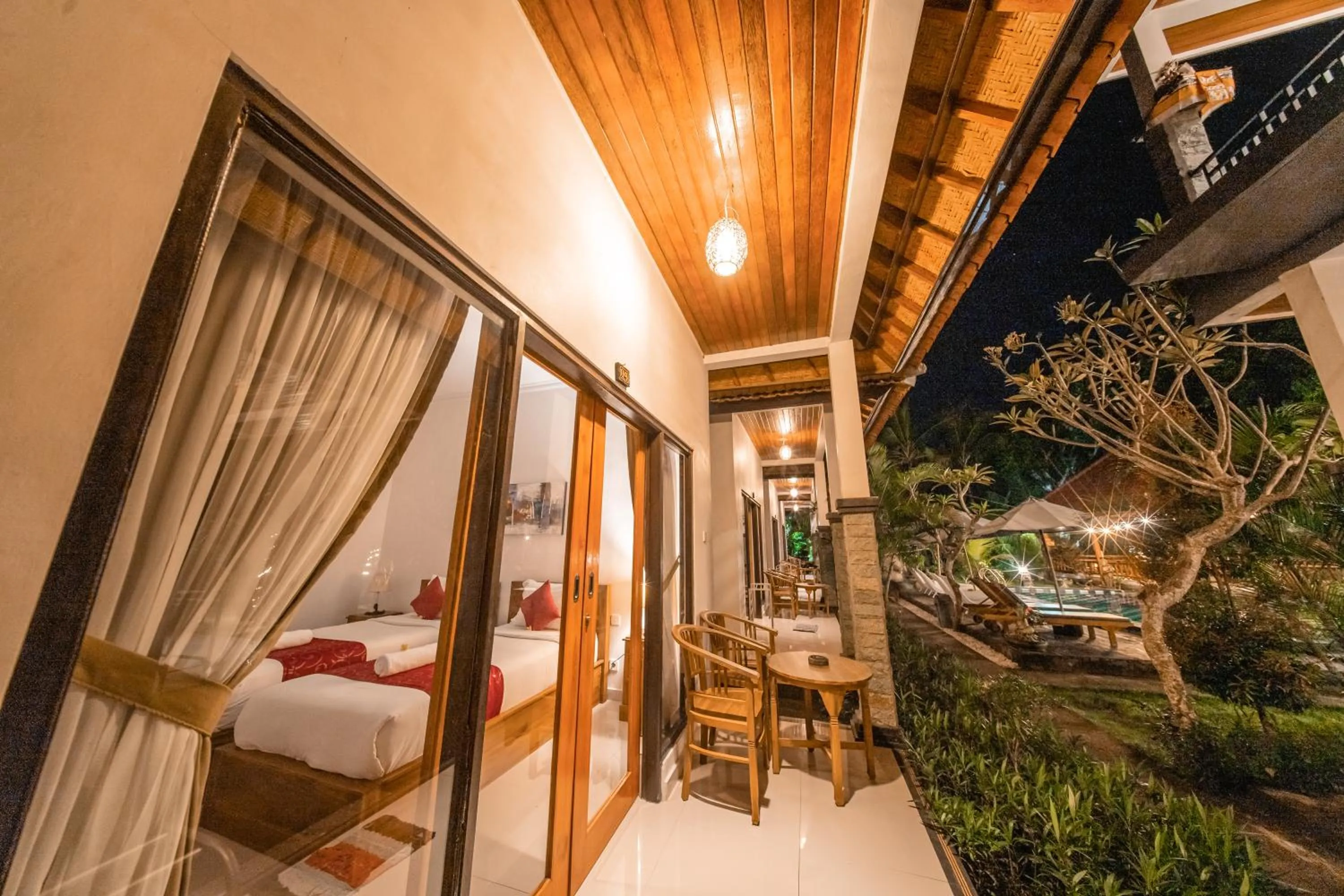 Bed in Surya Maha Bungallo