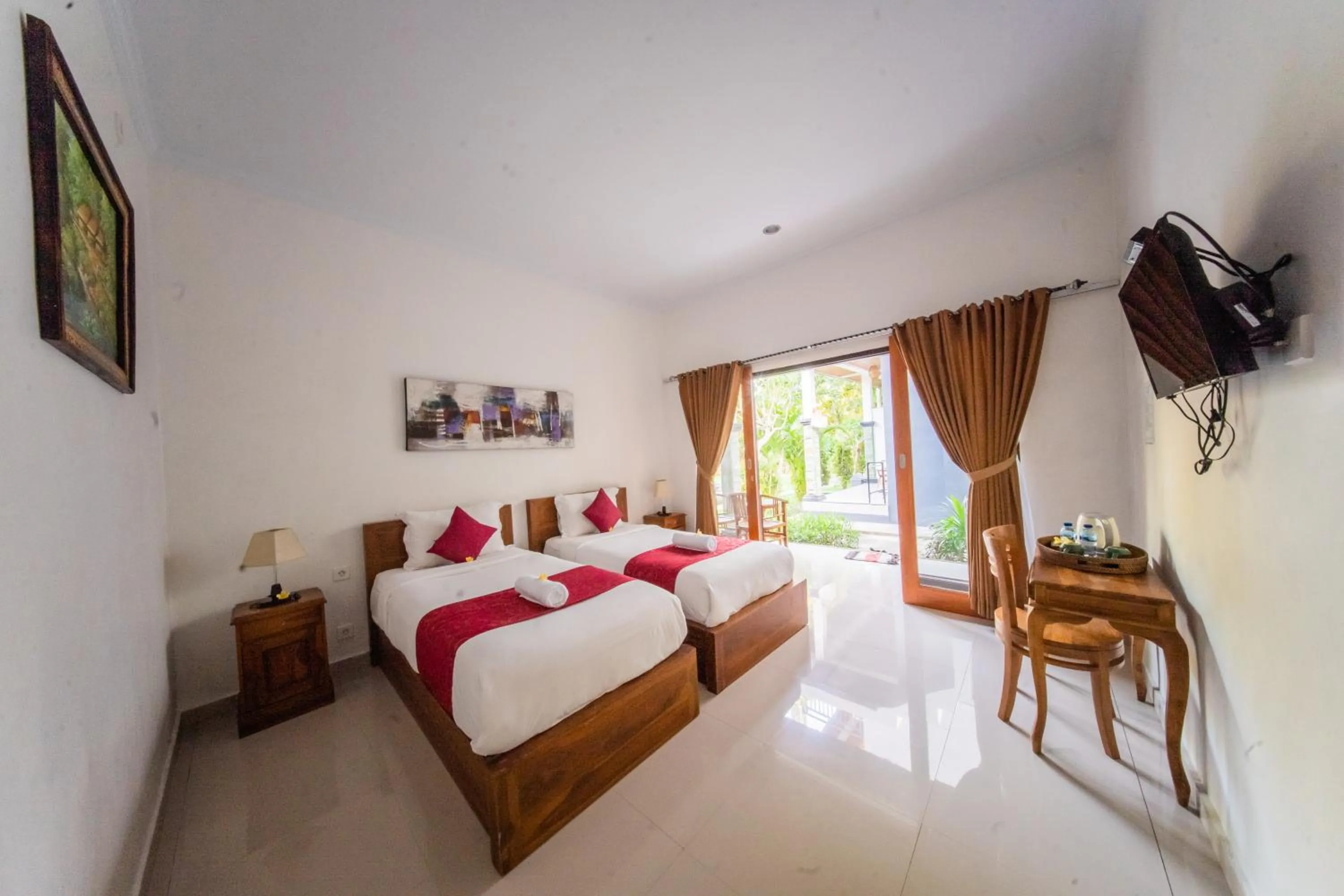 Bed in Surya Maha Bungallo