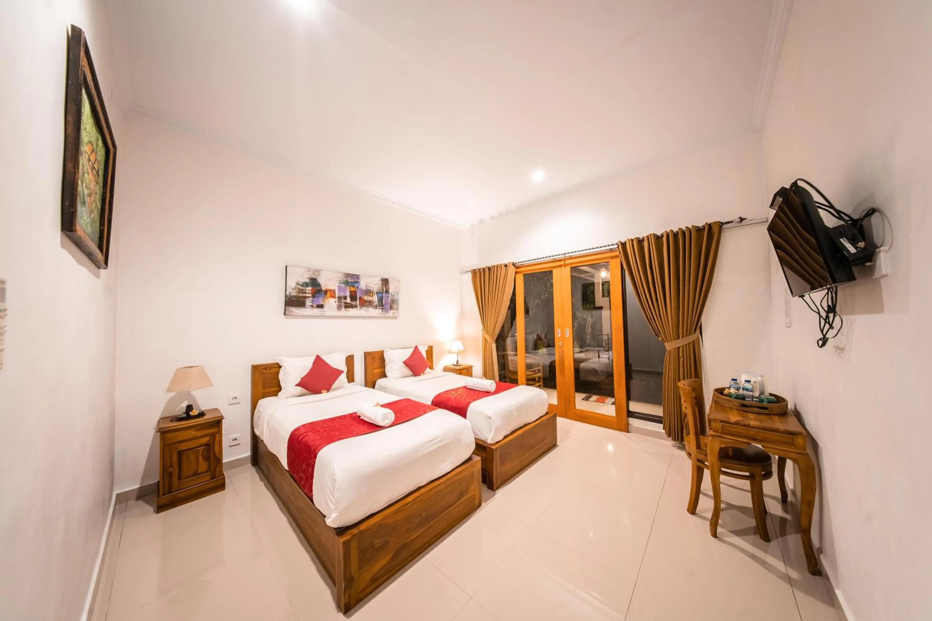 Bed in Surya Maha Bungallo