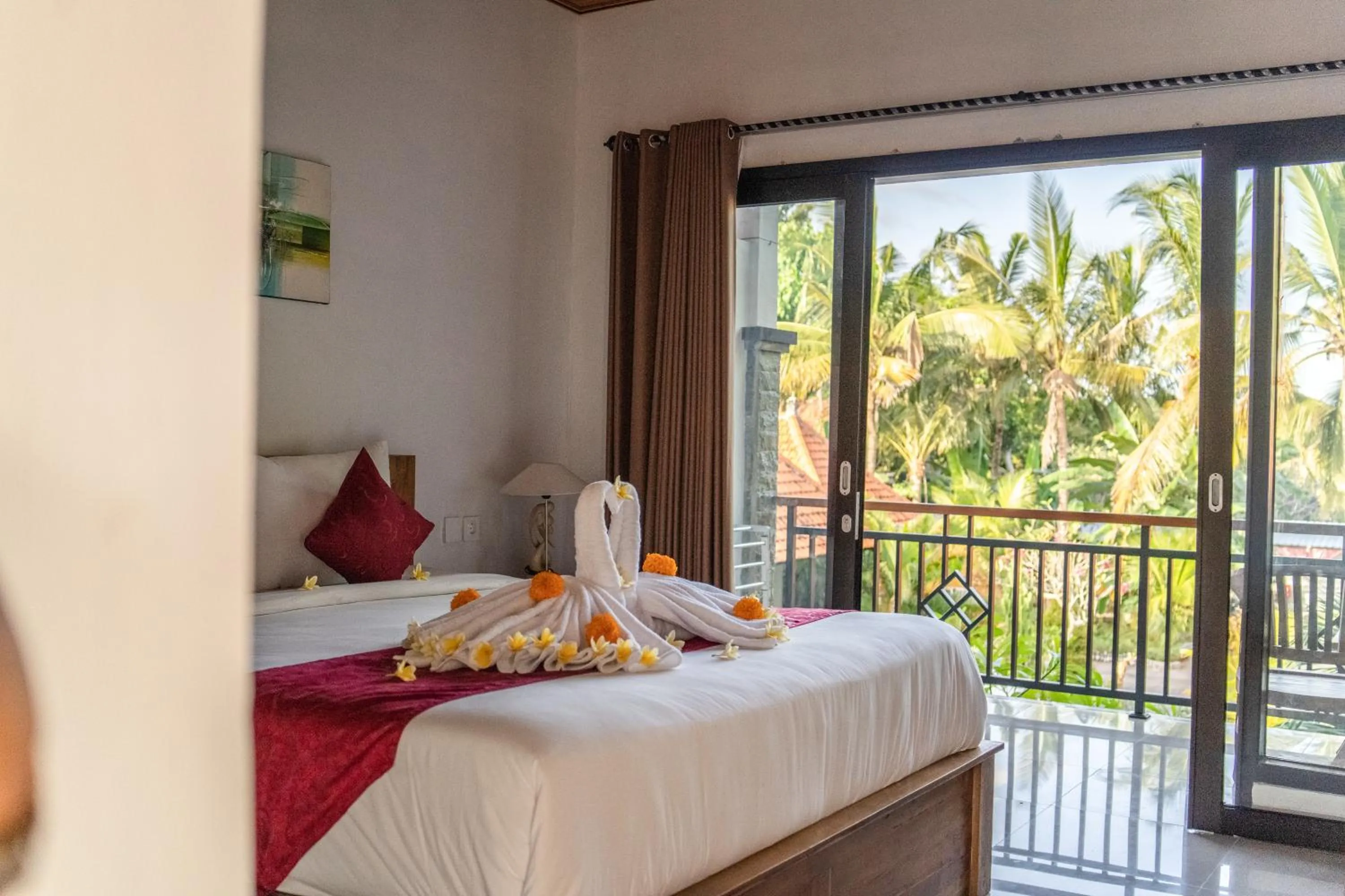 Bed in Surya Maha Bungallo