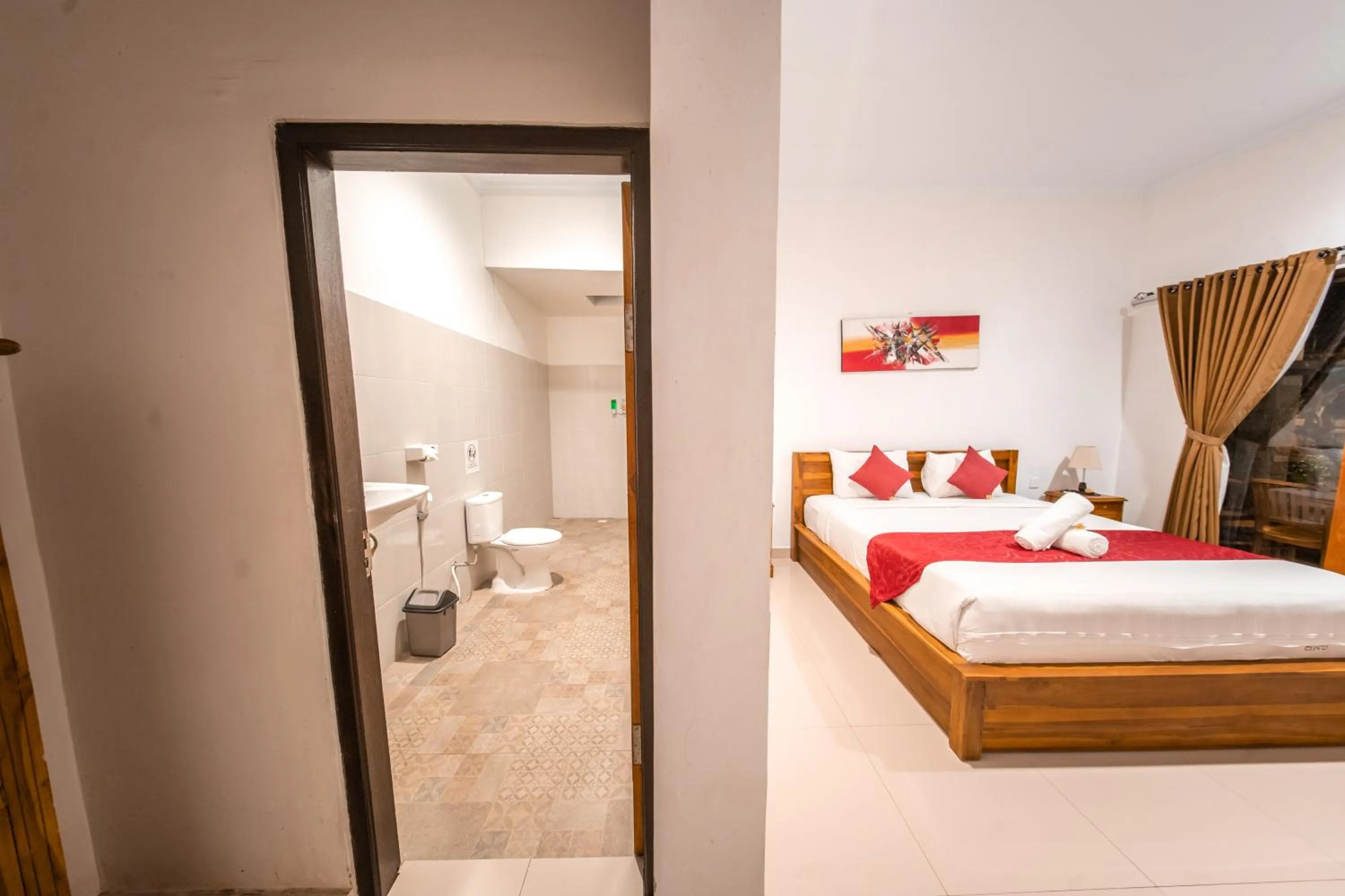 Bed in Surya Maha Bungallo