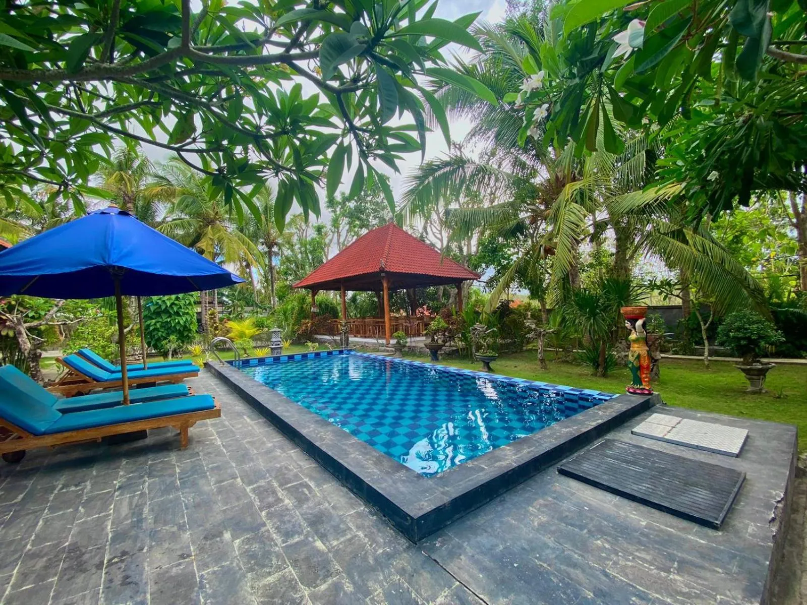 Day in Surya Maha Bungallo