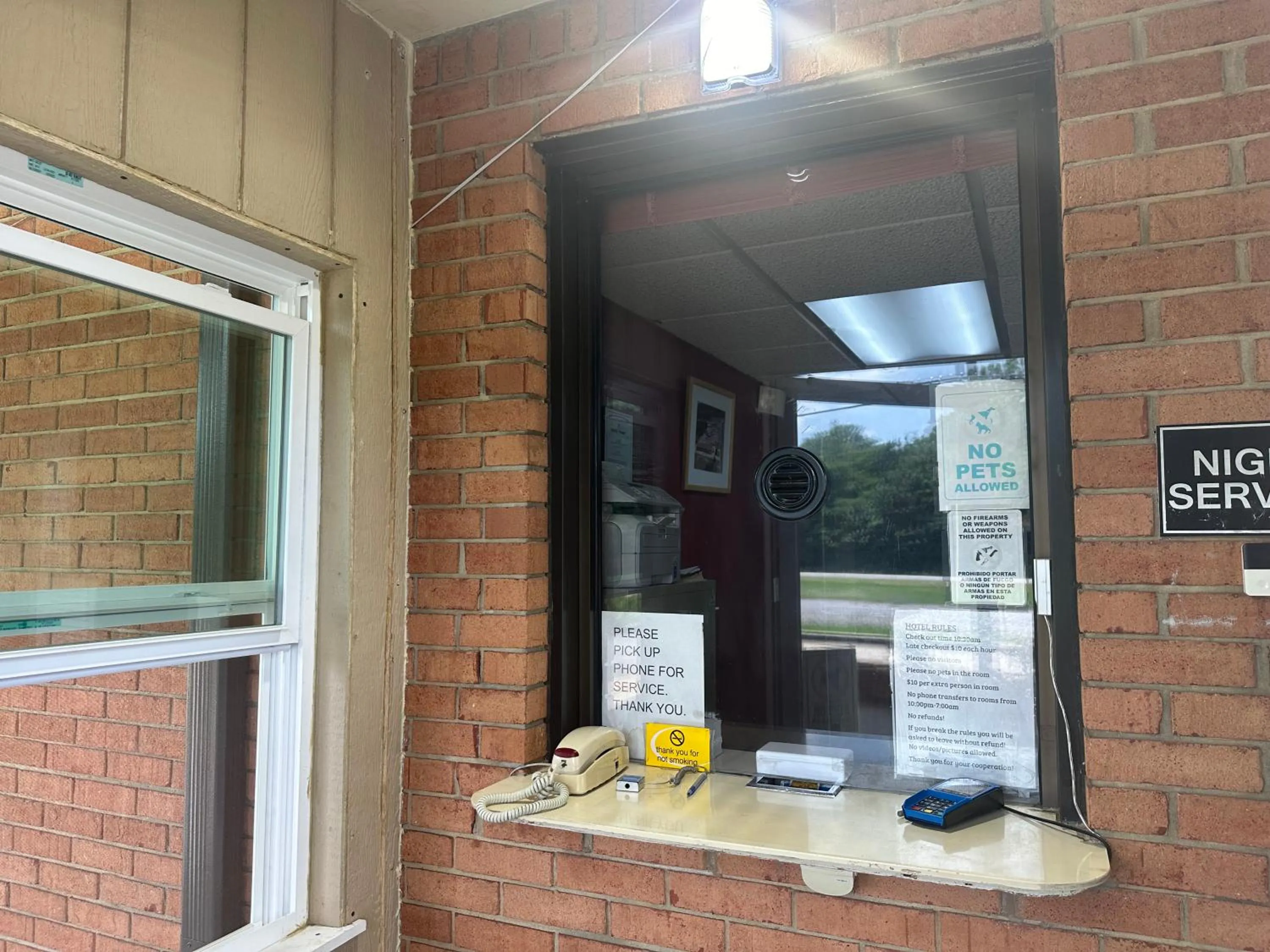 Lobby or reception in Royal Inn - Anniston