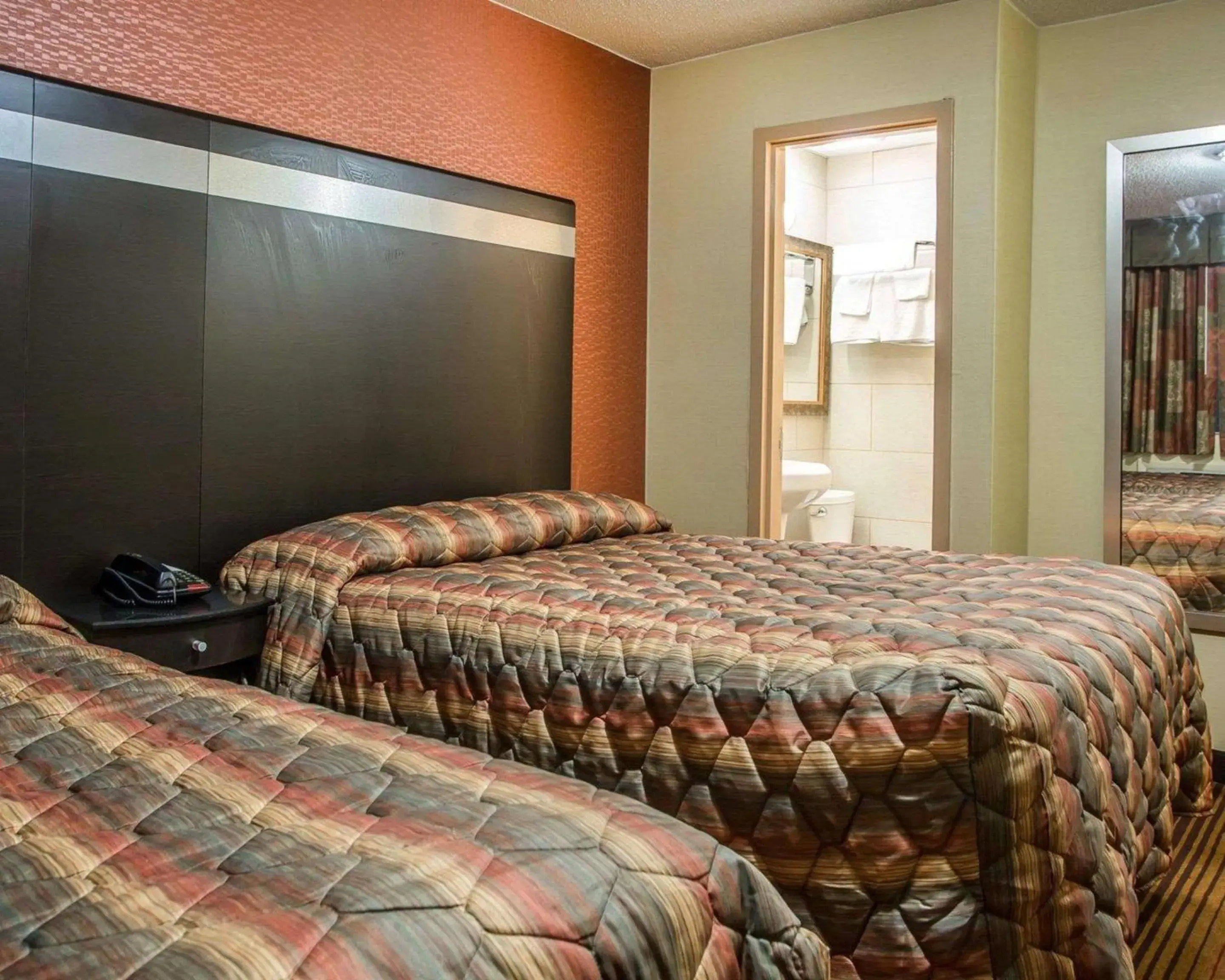 Photo of the whole room, Bed in Rodeway Inn Photo of the whole room, Bed in Rodeway Inn