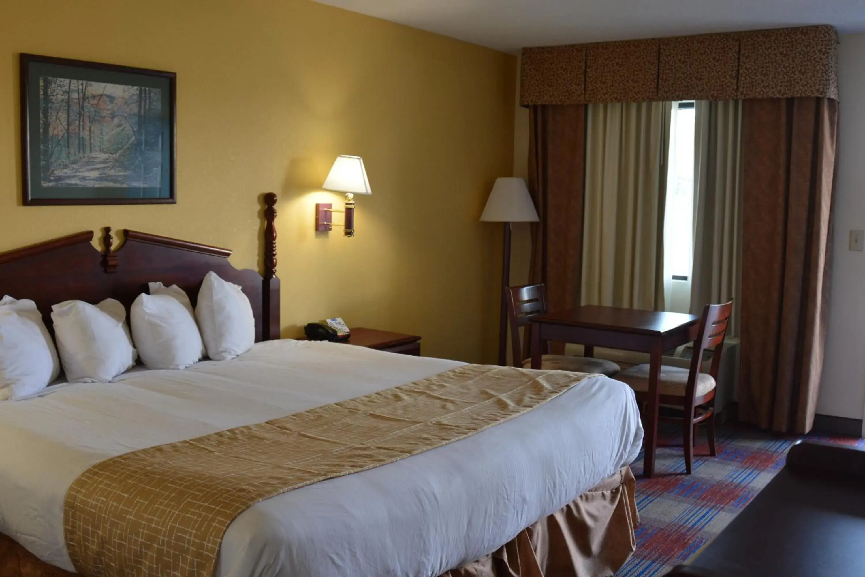 Bedroom, Bed in Travelodge by Wyndham Montgomery East Bedroom, Bed in Travelodge by Wyndham Montgomery East