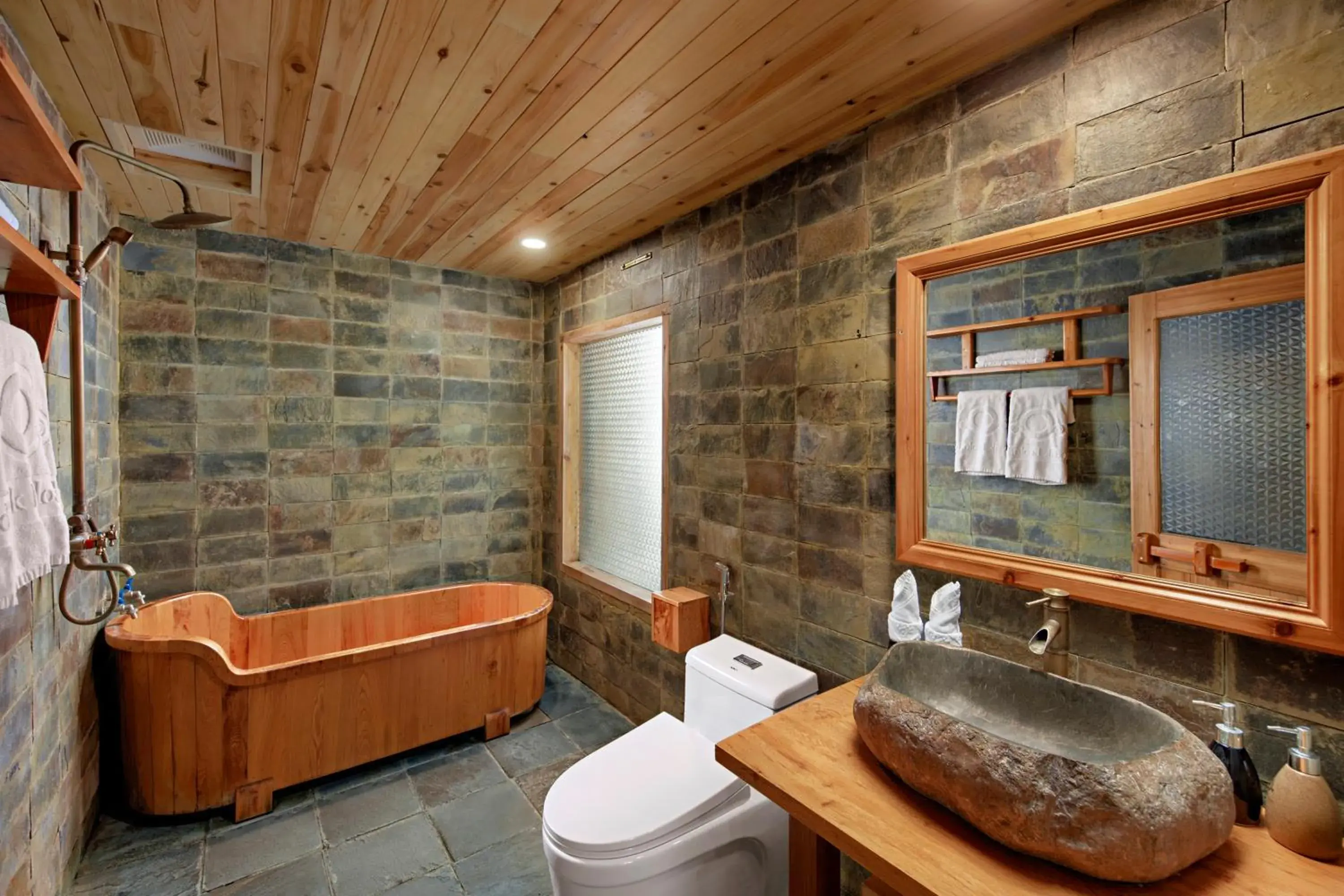 Bathroom in Laxsik Ecolodge Bathroom in Laxsik Ecolodge