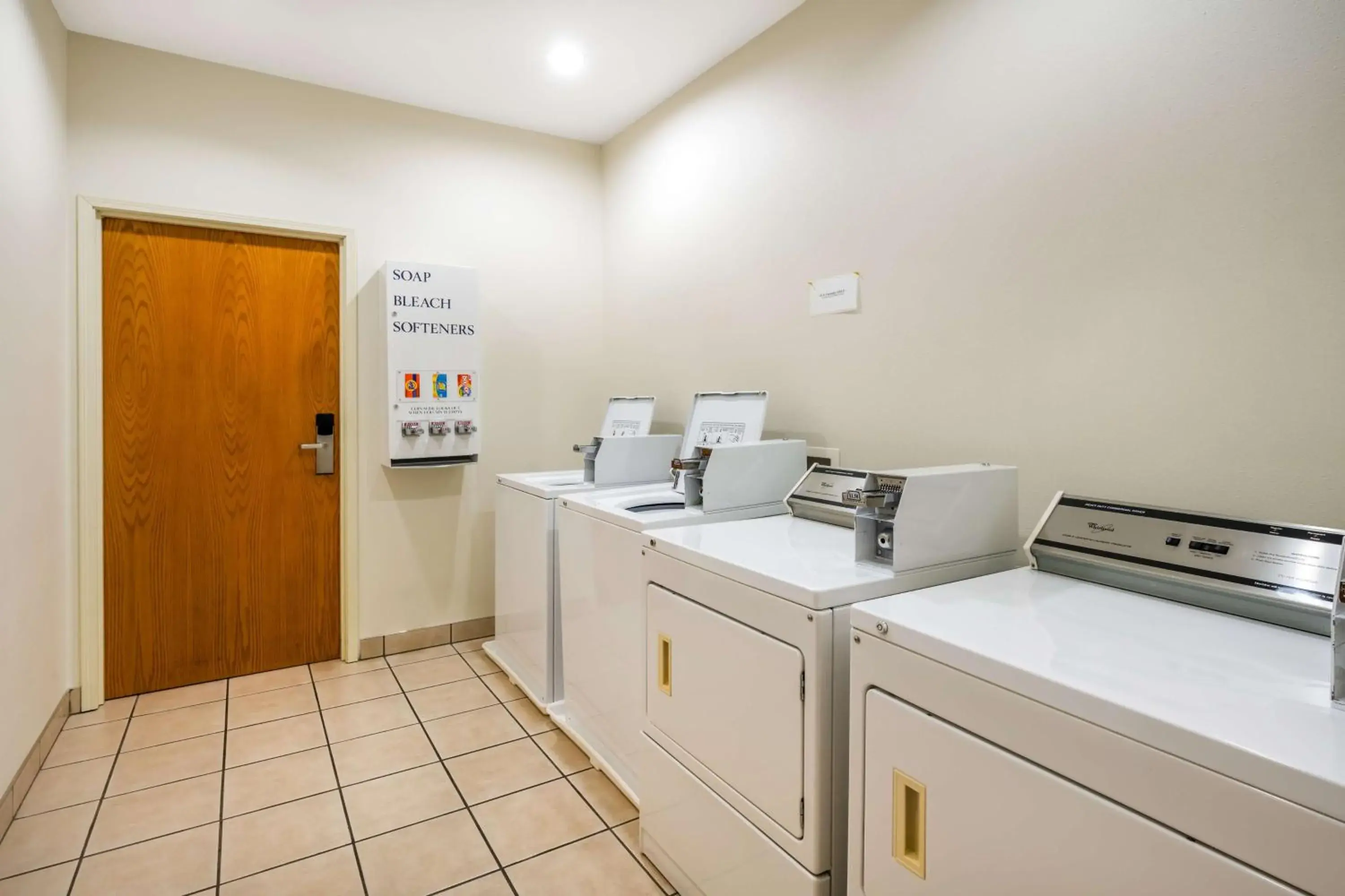 Property building in Best Western Lodge at River's Edge Property building in Best Western Lodge at River's Edge