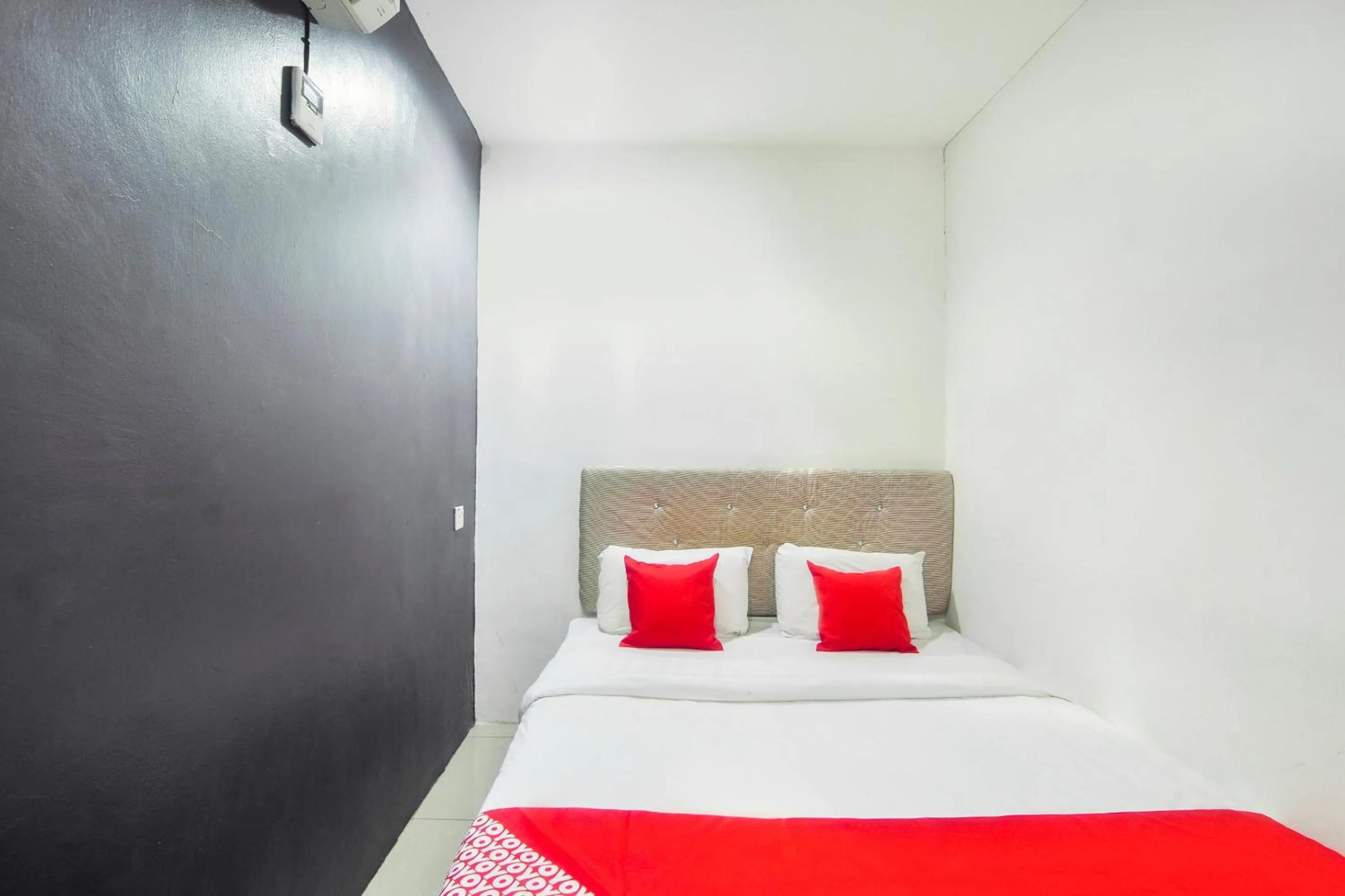 Bedroom, Bed in Hotel O 396 Home Sweet Home