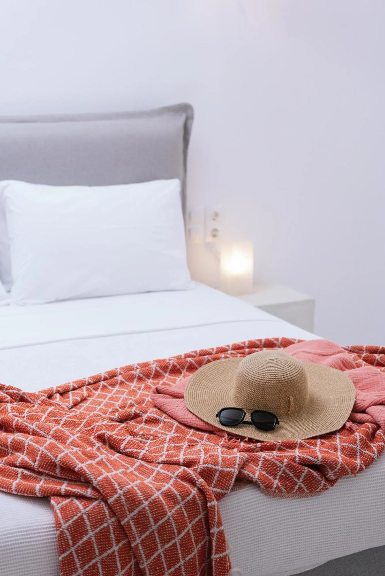 Bed in Die Zwei Brüder Art & Suites