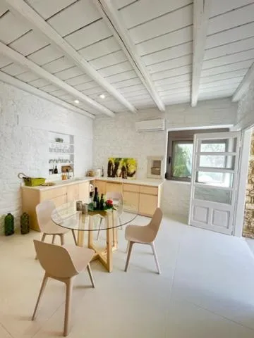 Die Zwei Brüder Art & Suites