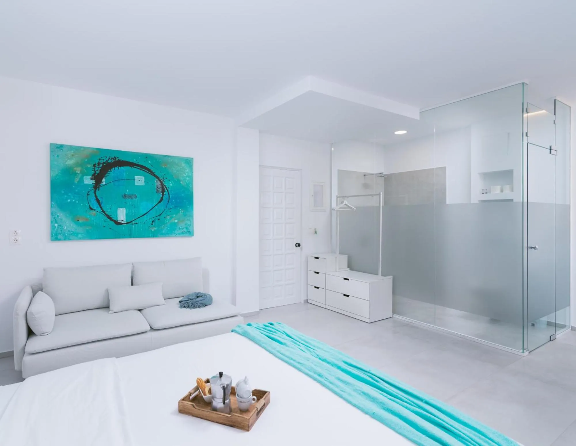 Die Zwei Brüder Art & Suites