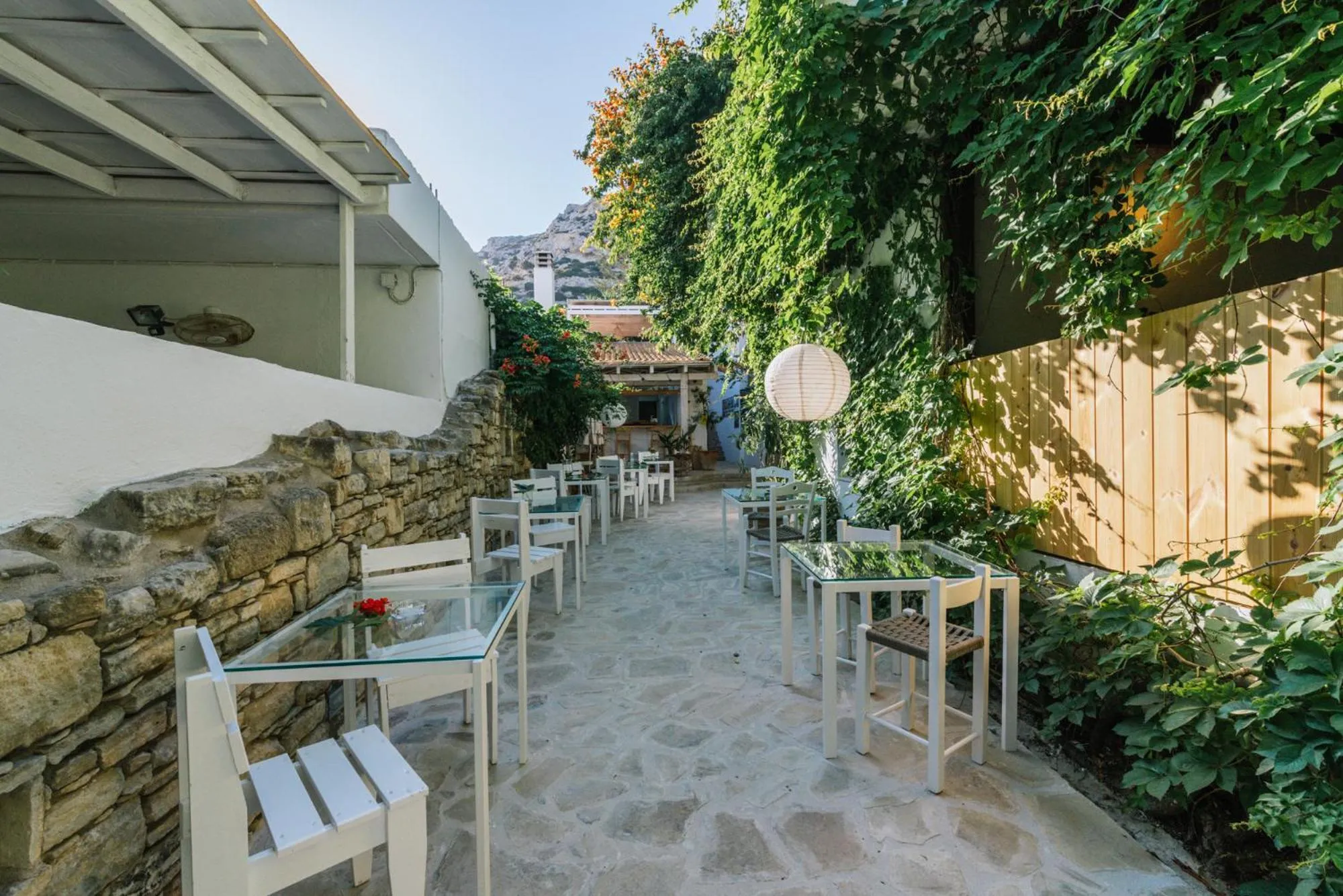 Die Zwei Brüder Art & Suites