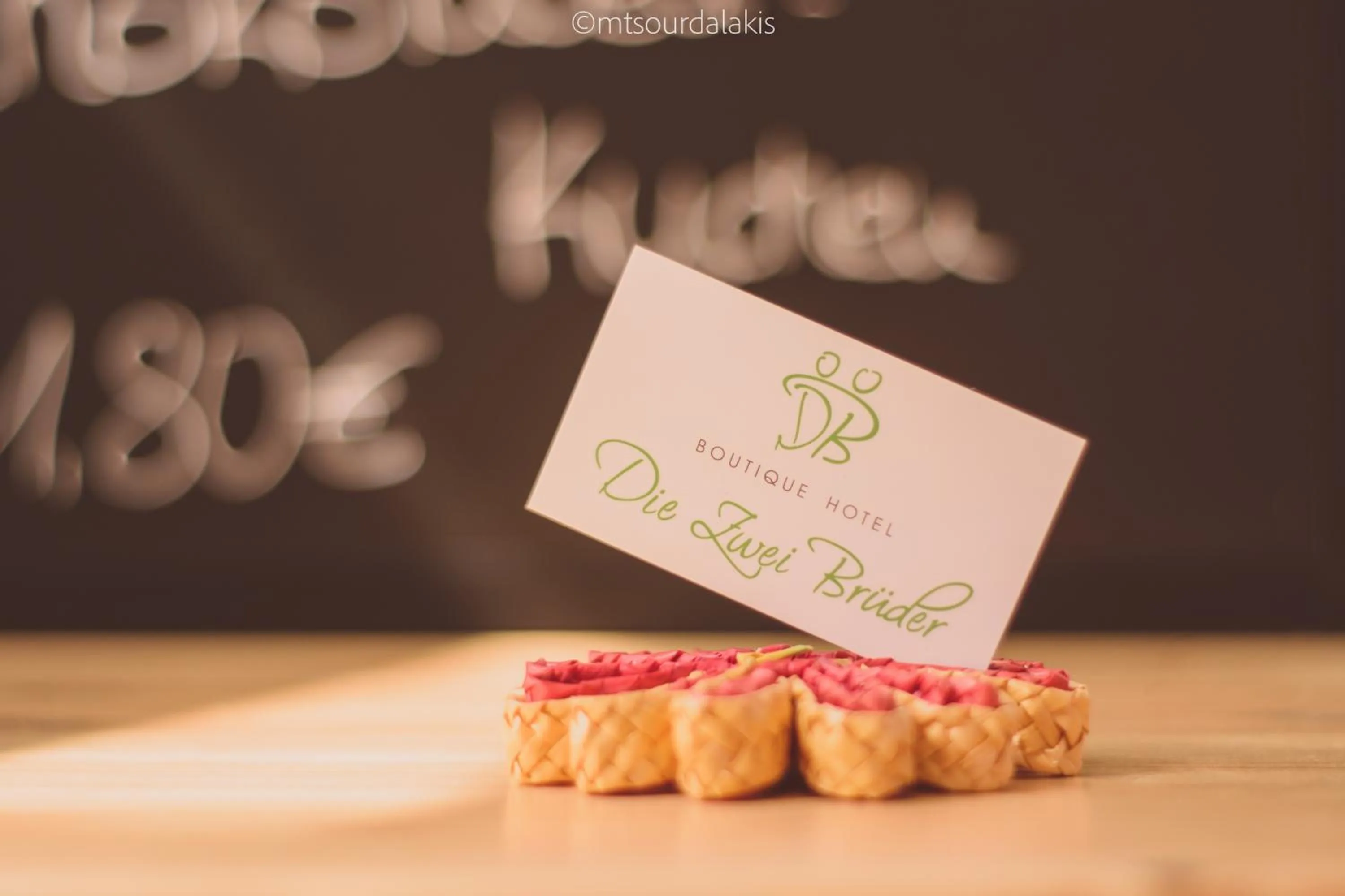 Die Zwei Brüder Art & Suites