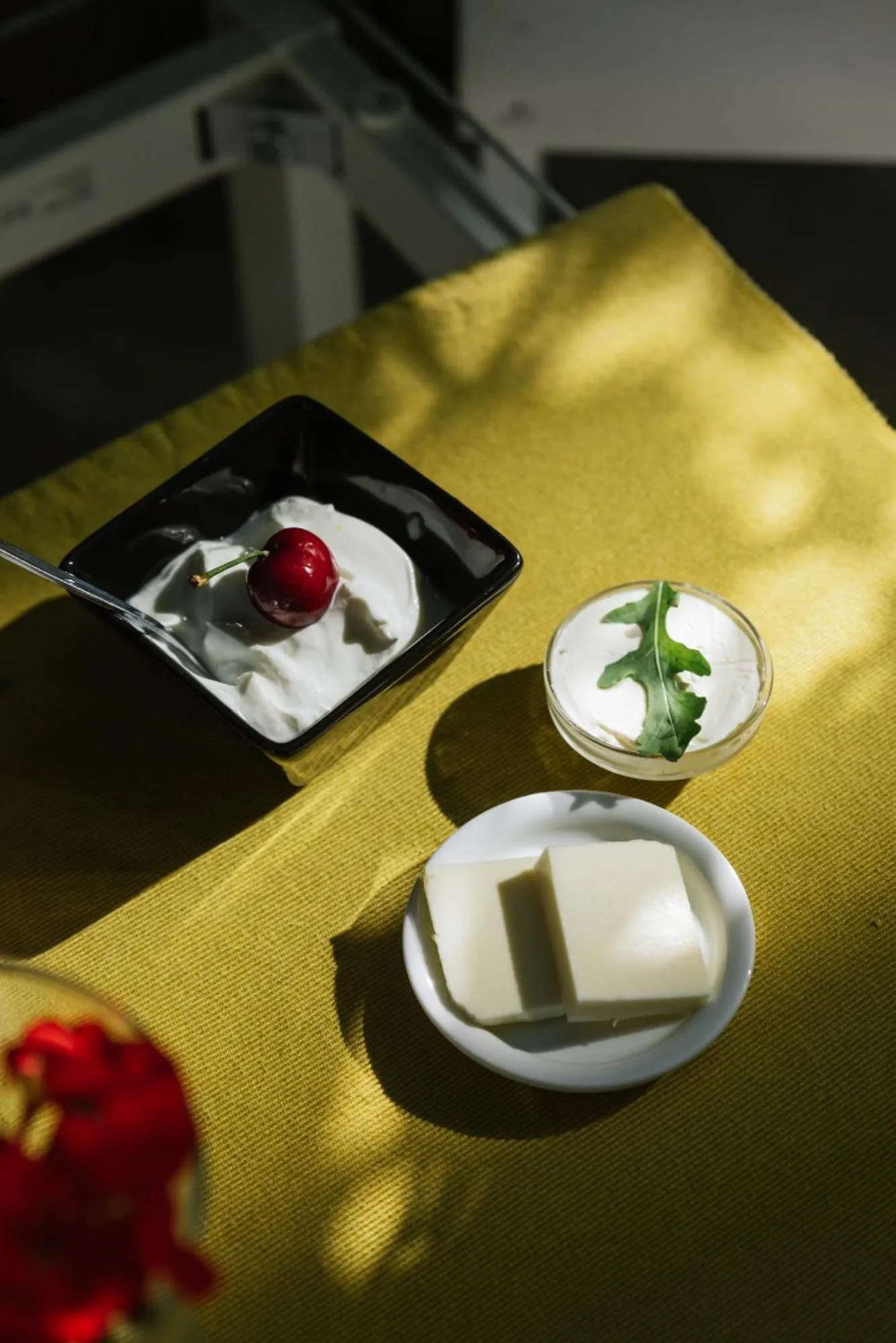 Die Zwei Brüder Art & Suites