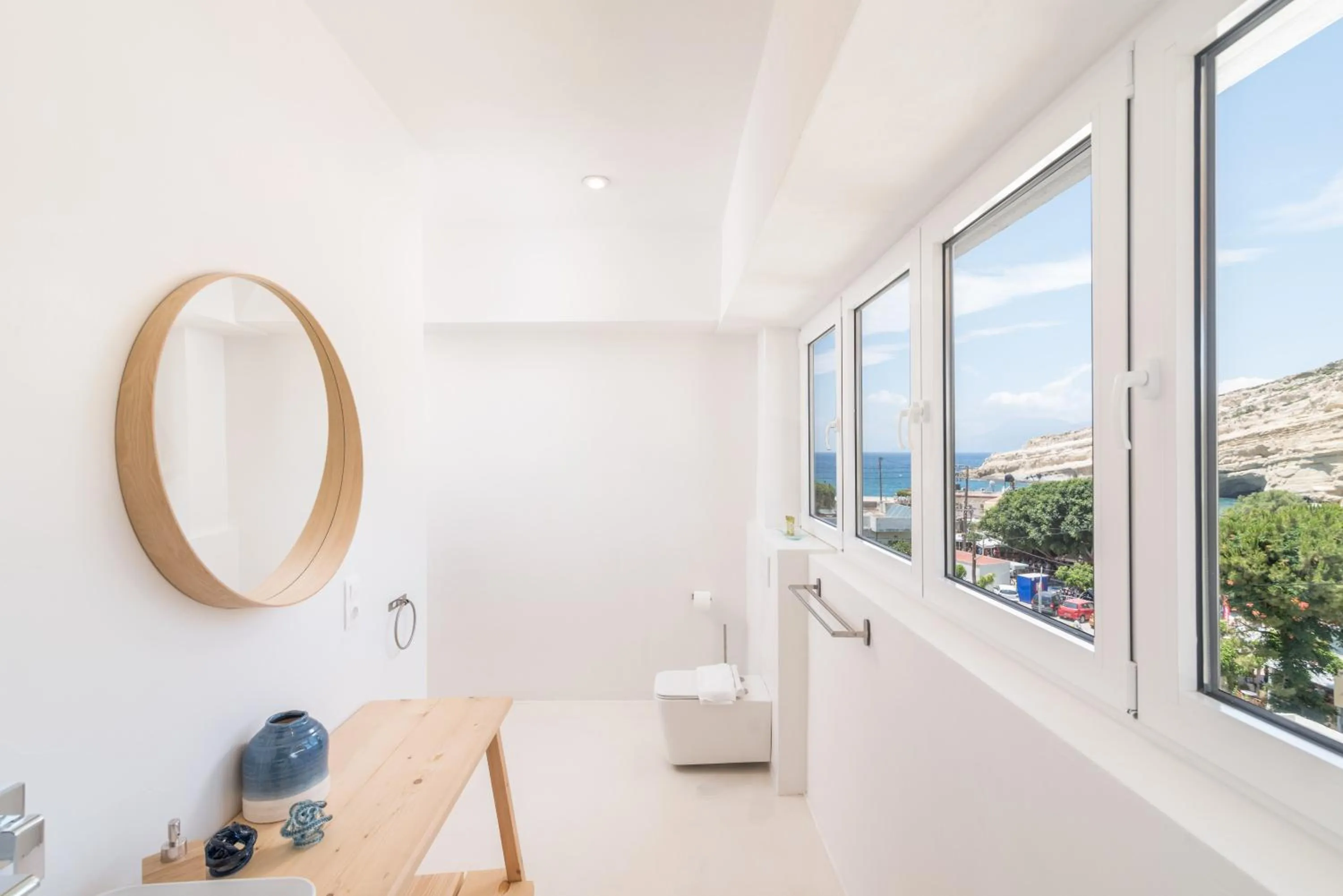 Die Zwei Brüder Art & Suites