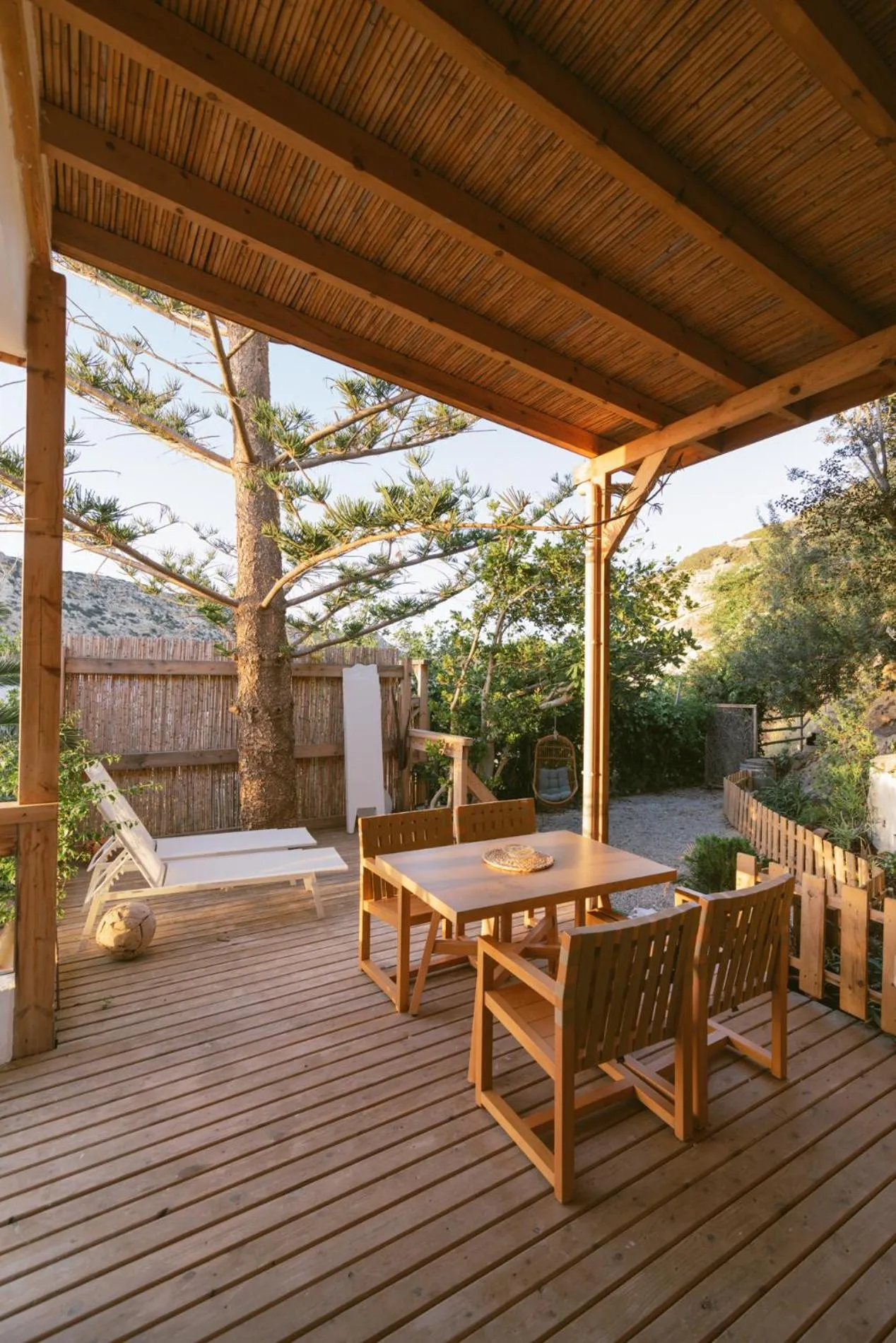 Die Zwei Brüder Art & Suites