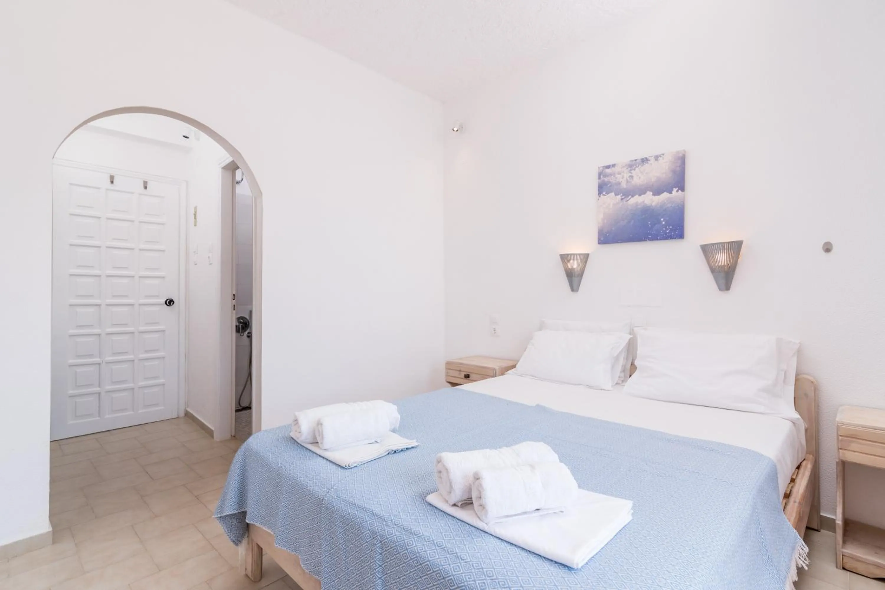 Bed in Die Zwei Brüder Art & Suites