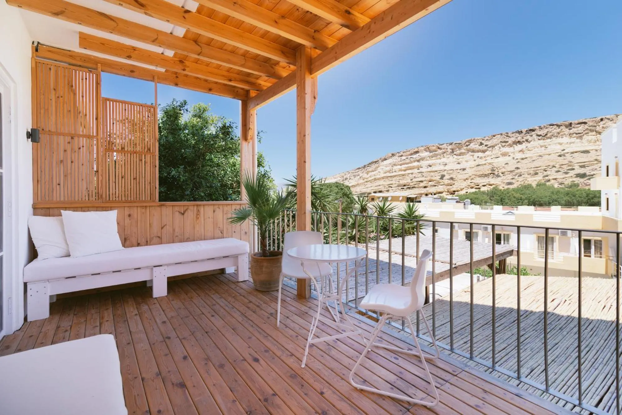 Die Zwei Brüder Art & Suites