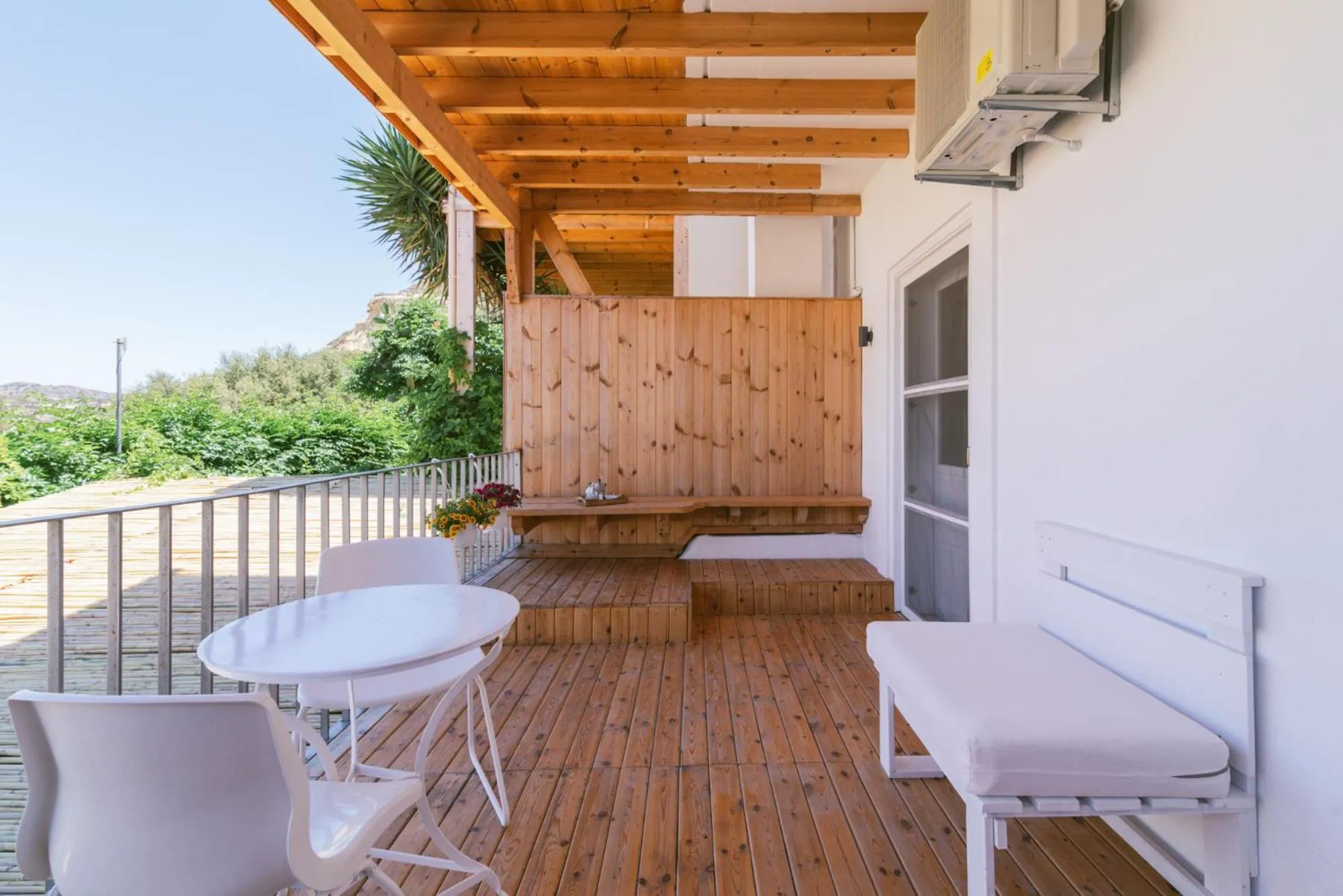 Die Zwei Brüder Art & Suites