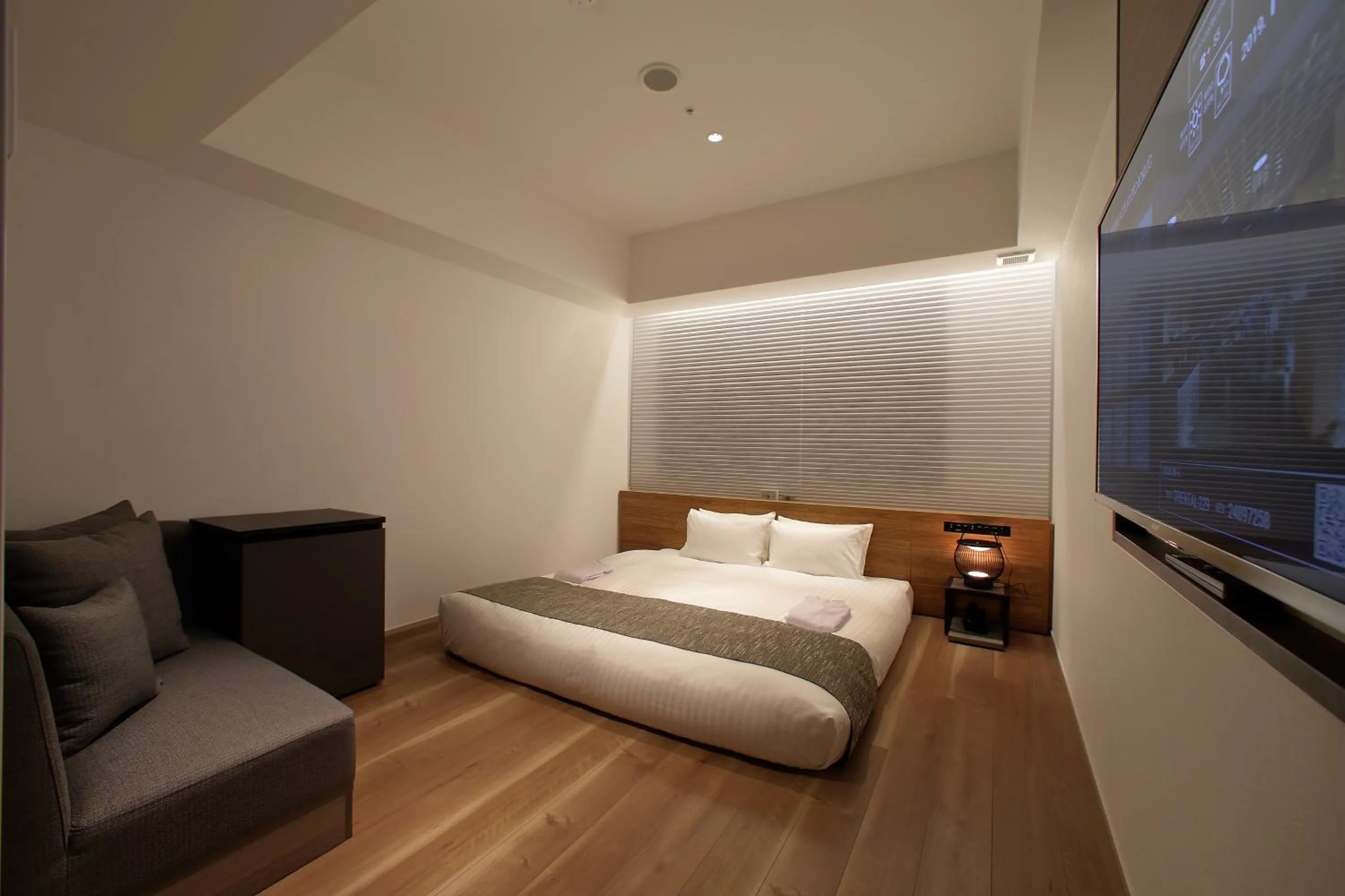 Photo of the whole room, Bed in ORIENTAL HOTEL KYOTO ROKUJO